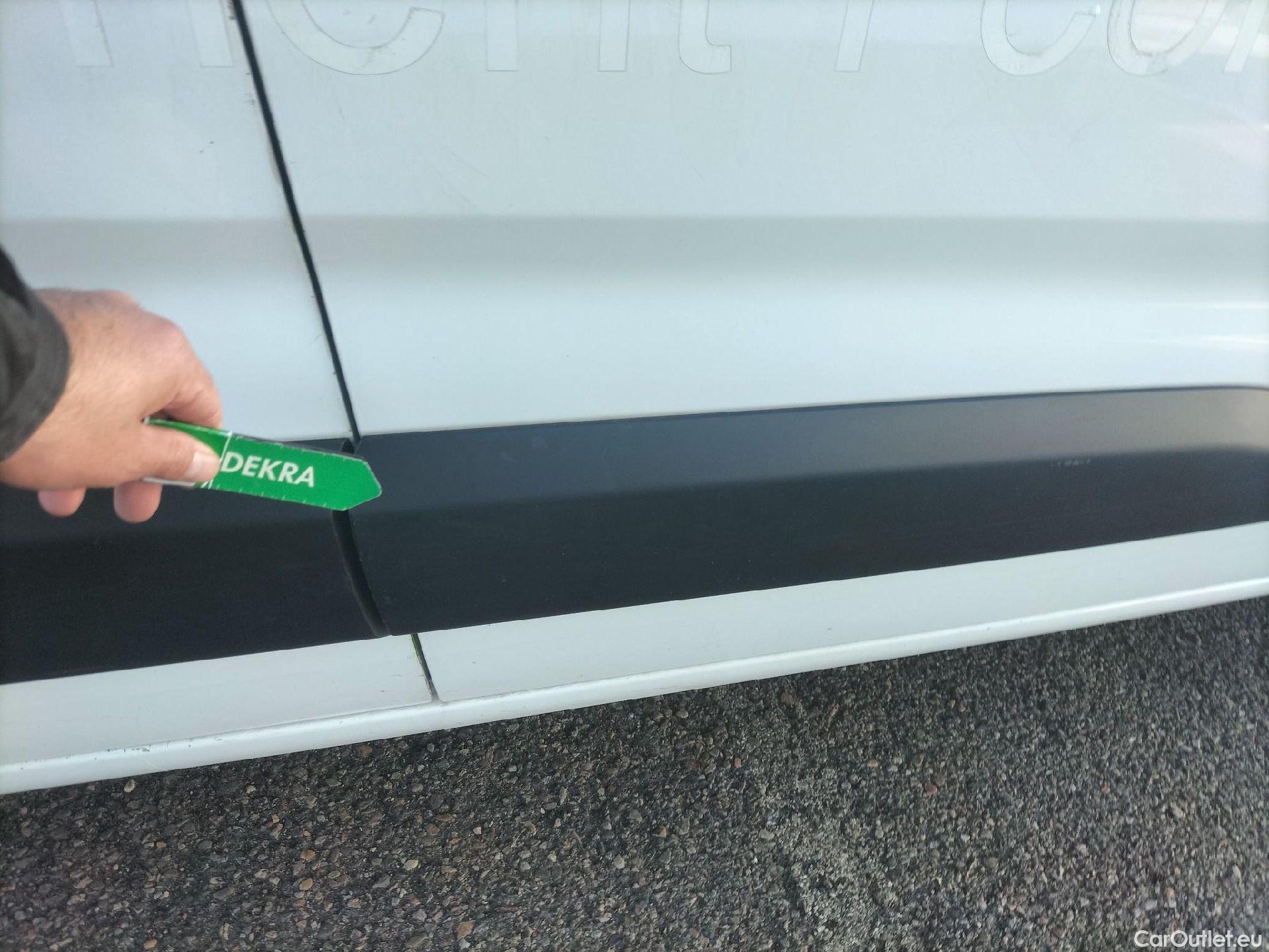  Citroen  Berlingo CITROEN  / 2018 / 3P / furgón derivado de turismo Talla M BlueHDi 100 CONTROL #46