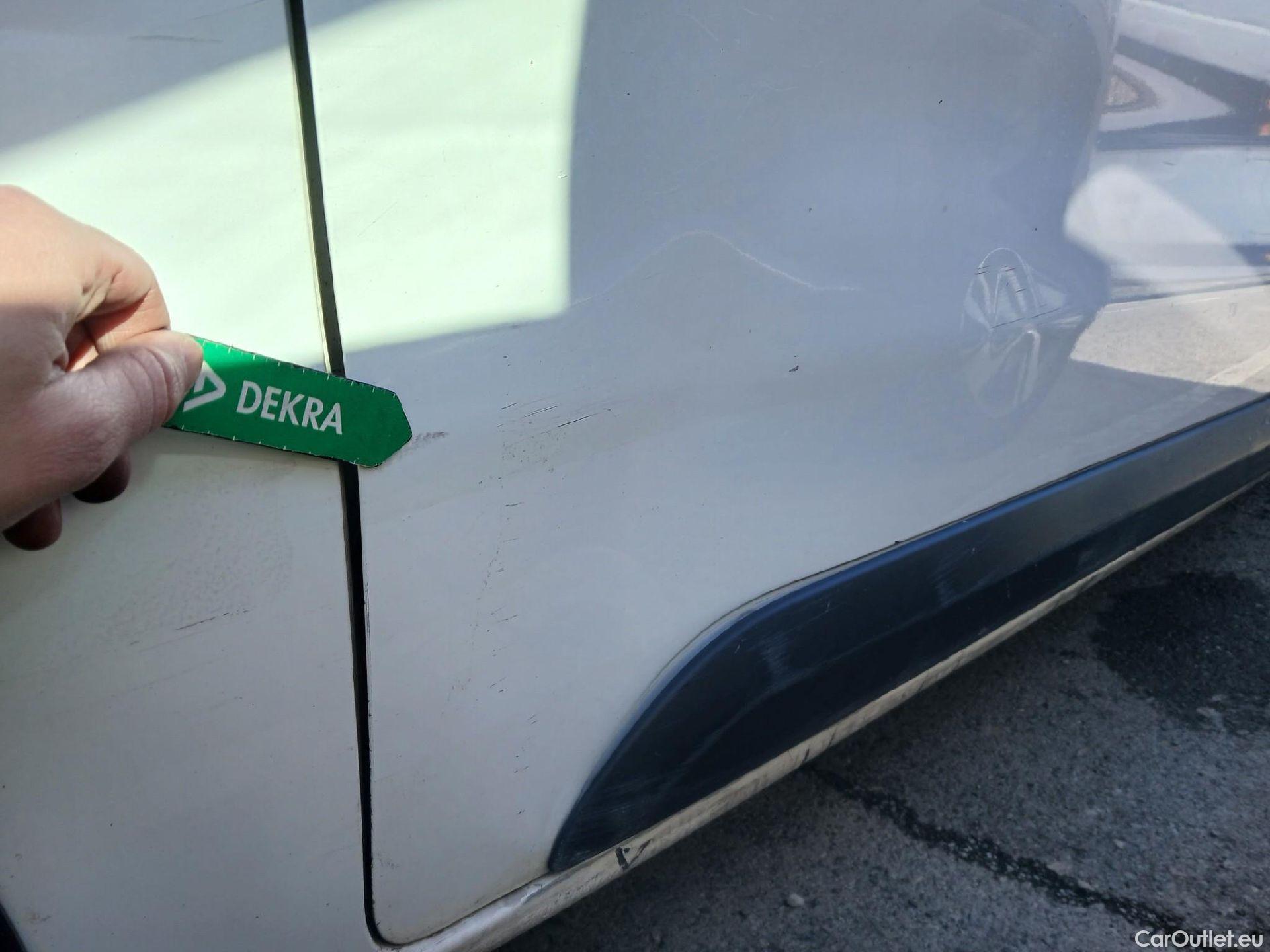  Peugeot  Expert PEUGEOT  / 2016 / 4P / furgón Furgón Pro 1.5 BlueHDi 120 Standard #29