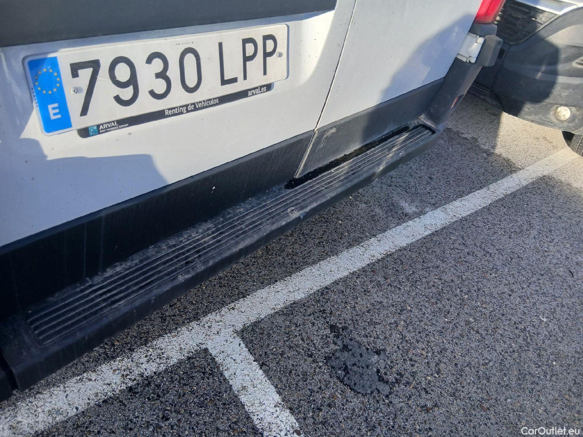  Citroen  Jumper CITROEN  / 2014 / 4P / furgón BlueHDi 103KW (140CV) Furgón 35L3H2 #40