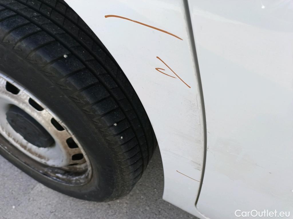  Peugeot  Partner PEUGEOT  / 2018 / 3P / furgón derivado de turismo Pro Standard 600kg BlueHDi 73kW #6