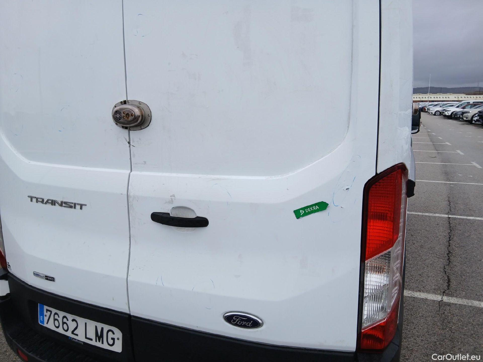  Ford  Transit FORD  / 2013 / 4P / furgón 310 96kW L2H2 Van Trend FWD MHEV #27