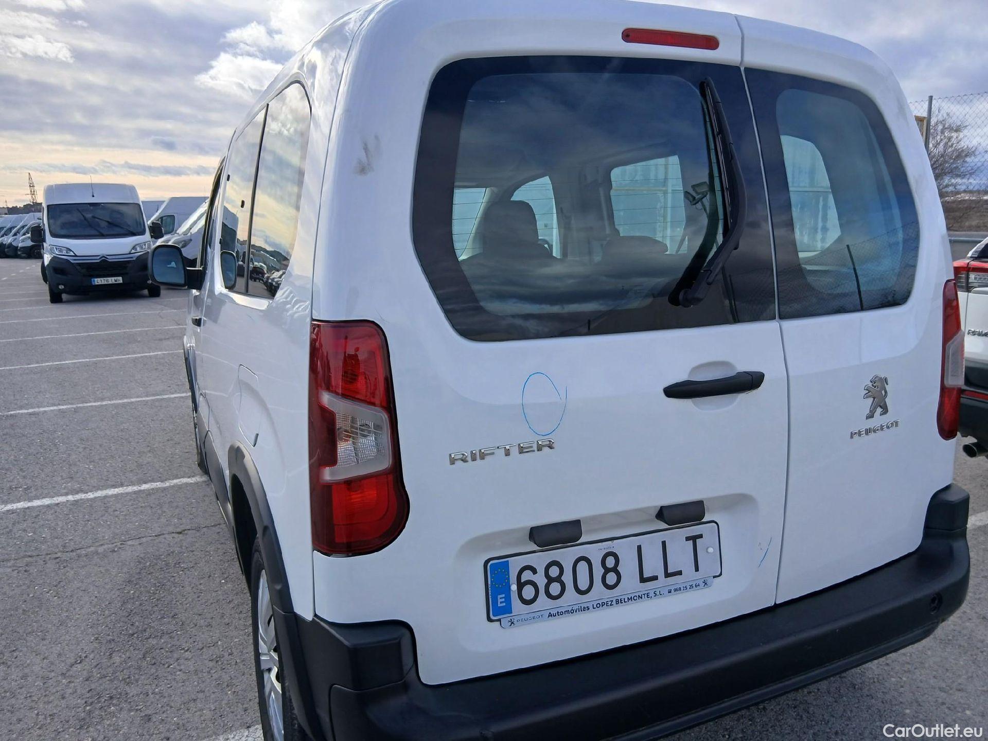  Peugeot  RIFTER PEUGEOT  / 2018 / 4P / combi Access Standard BlueHDi 73kW (AC) #21