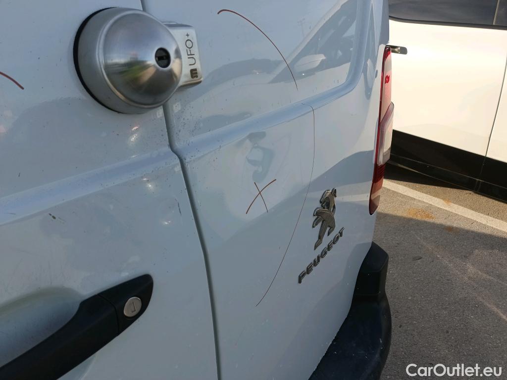  Peugeot  Partner PEUGEOT  / 2018 / 3P / furgón derivado de turismo Pro Standard 600kg BlueHDi 73kW #8