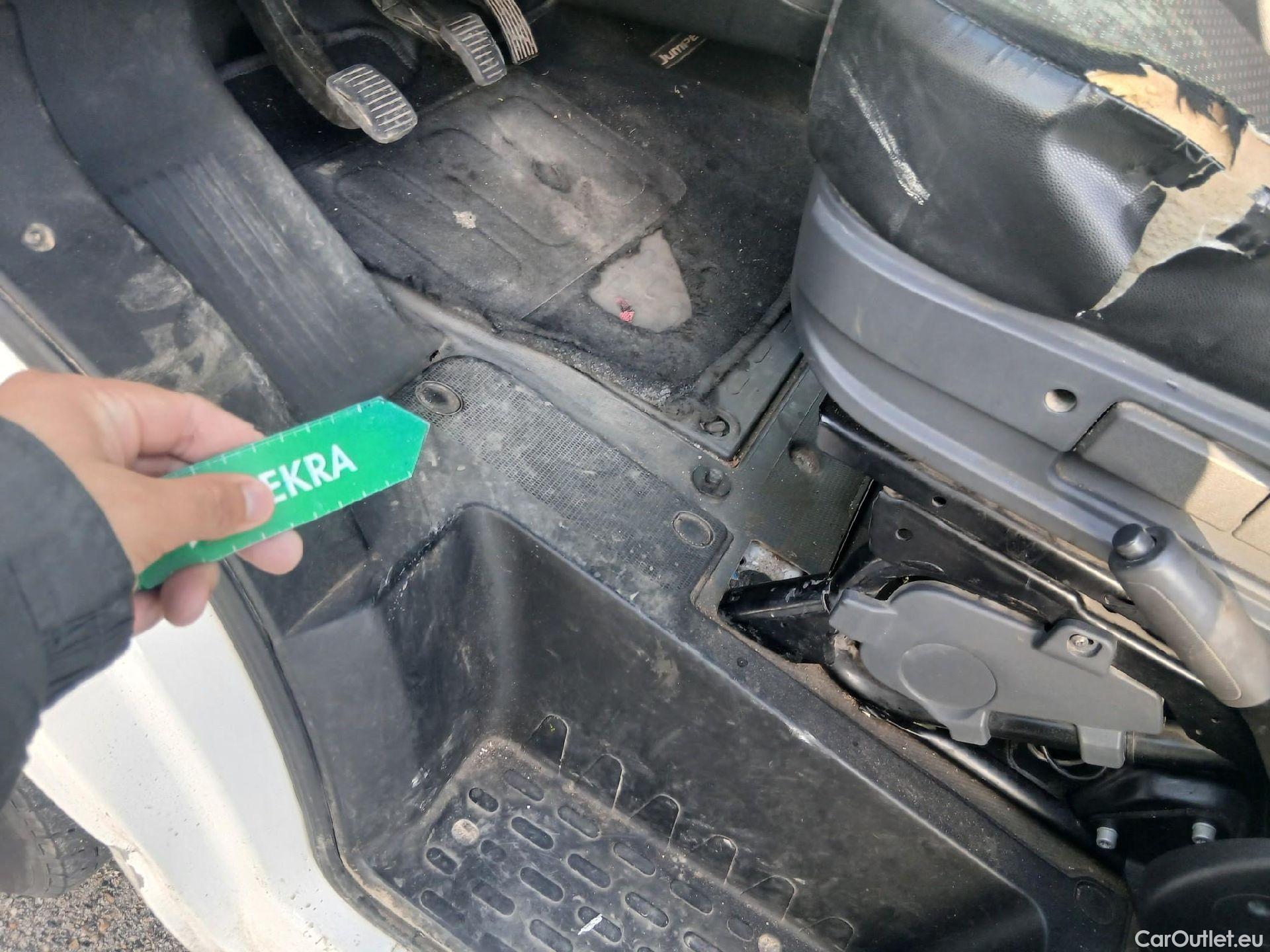  Citroen  Jumper CITROEN  / 2014 / 4P / furgón BlueHDi 103KW (140CV) Furgón 35L3H2 #11