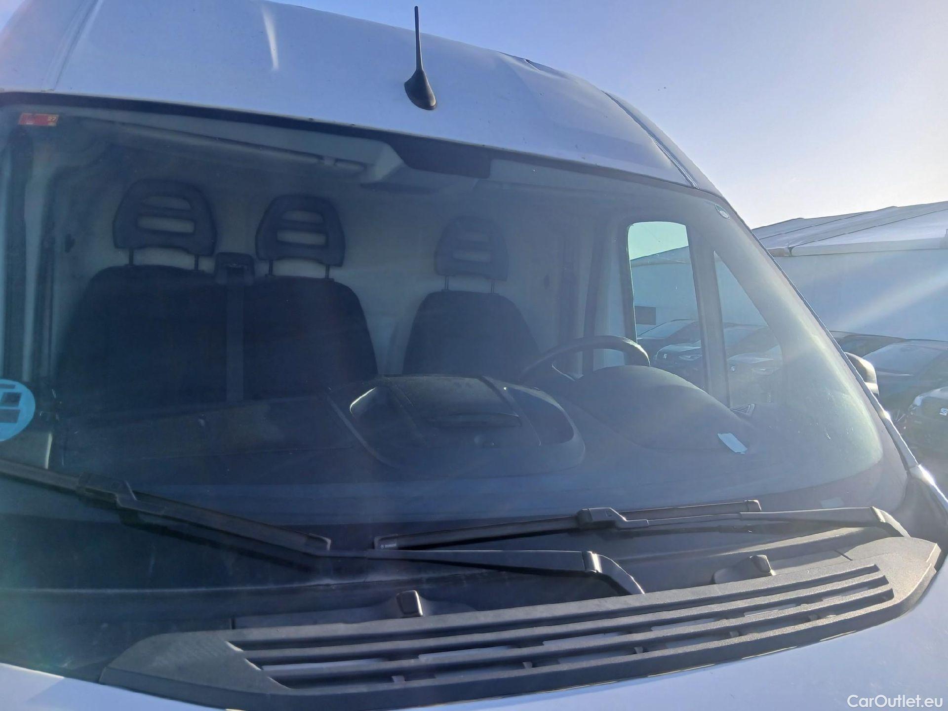  Citroen  Jumper CITROEN  / 2014 / 4P / furgón BlueHDi 103KW (140CV) Furgón 35L3H2 #23