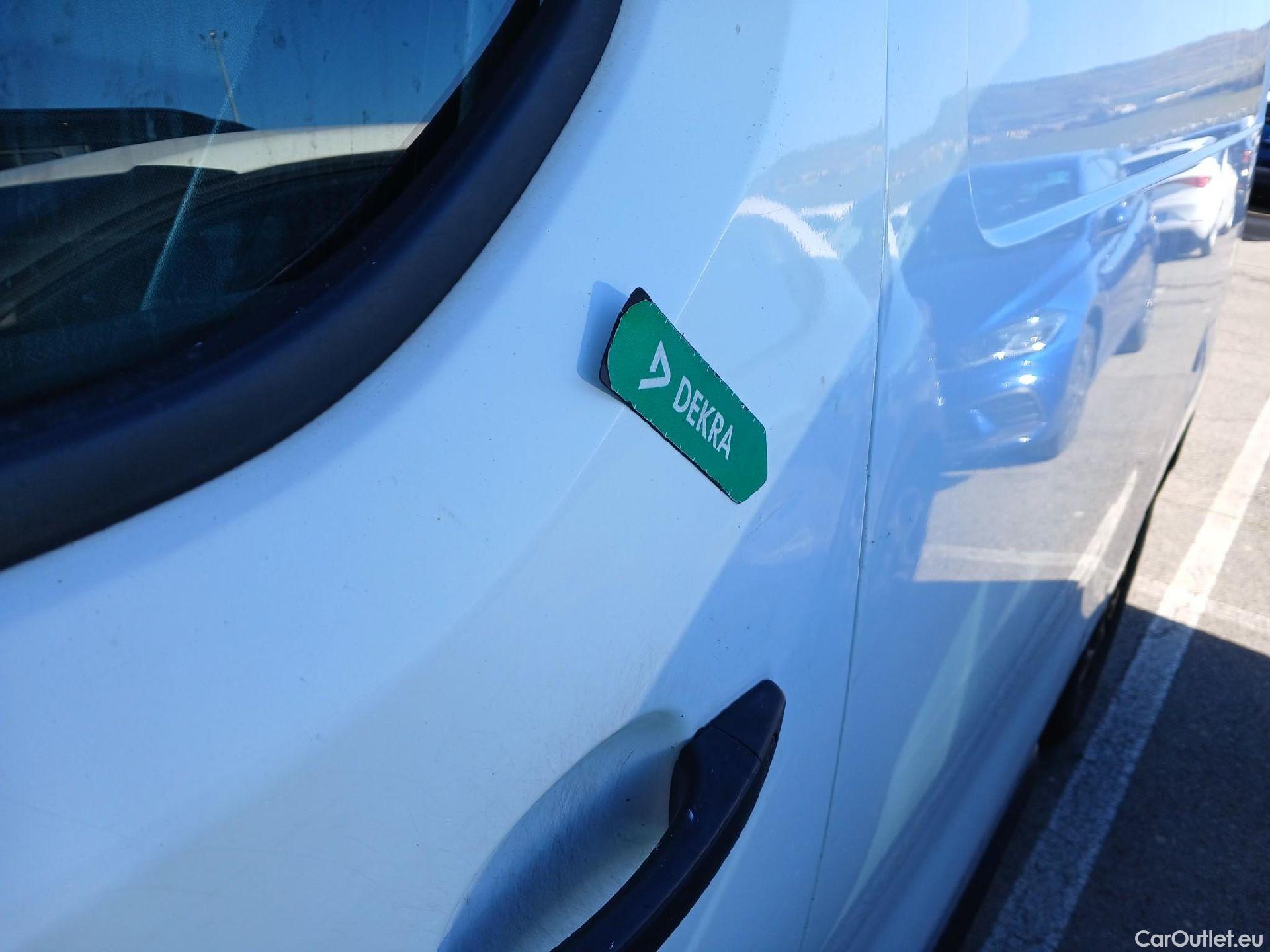  Peugeot  Expert PEUGEOT  / 2016 / 4P / furgón Furgón Pro 1.5 BlueHDi 120 Standard #11