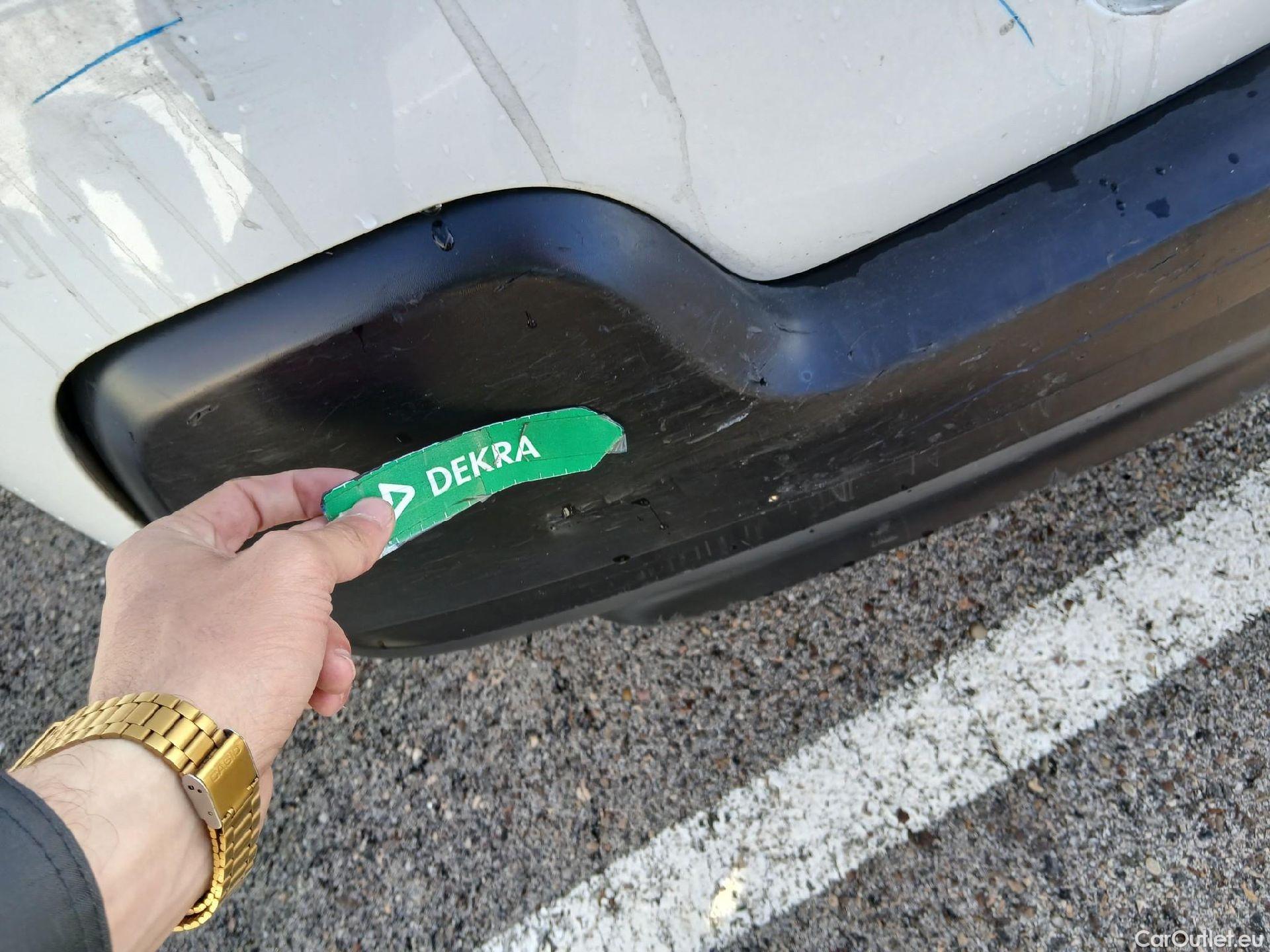  Citroen  C3 CITROEN  / 2016 / 5P / berlina comercial BlueHDi 73KW (100CV) S&S Comercial #32