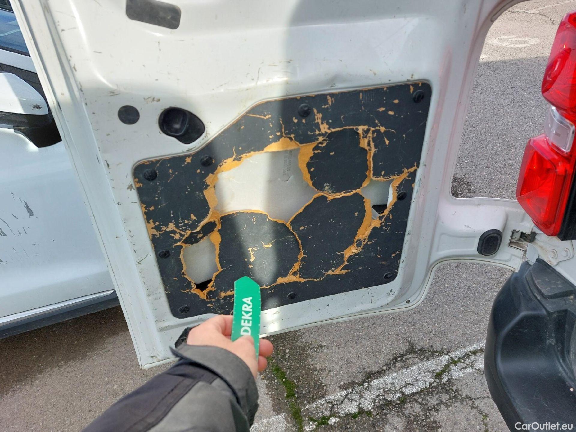  Citroen  Jumpy CITROEN  / 2016 / 4P / furgón Talla M BlueHDi 100 S&S 6v Control #32