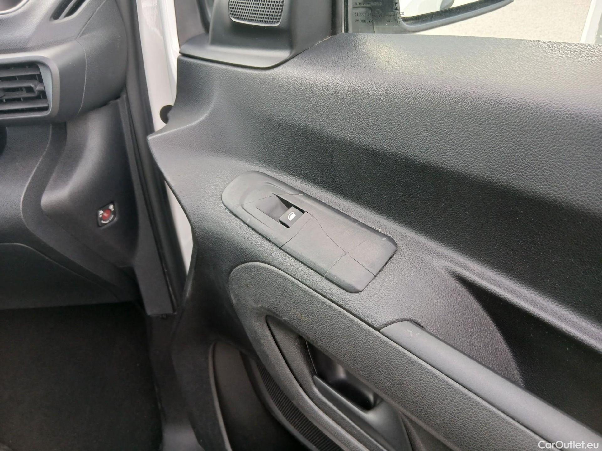  Peugeot  RIFTER PEUGEOT  / 2018 / 4P / combi Access Standard BlueHDi 73kW (AC) #36