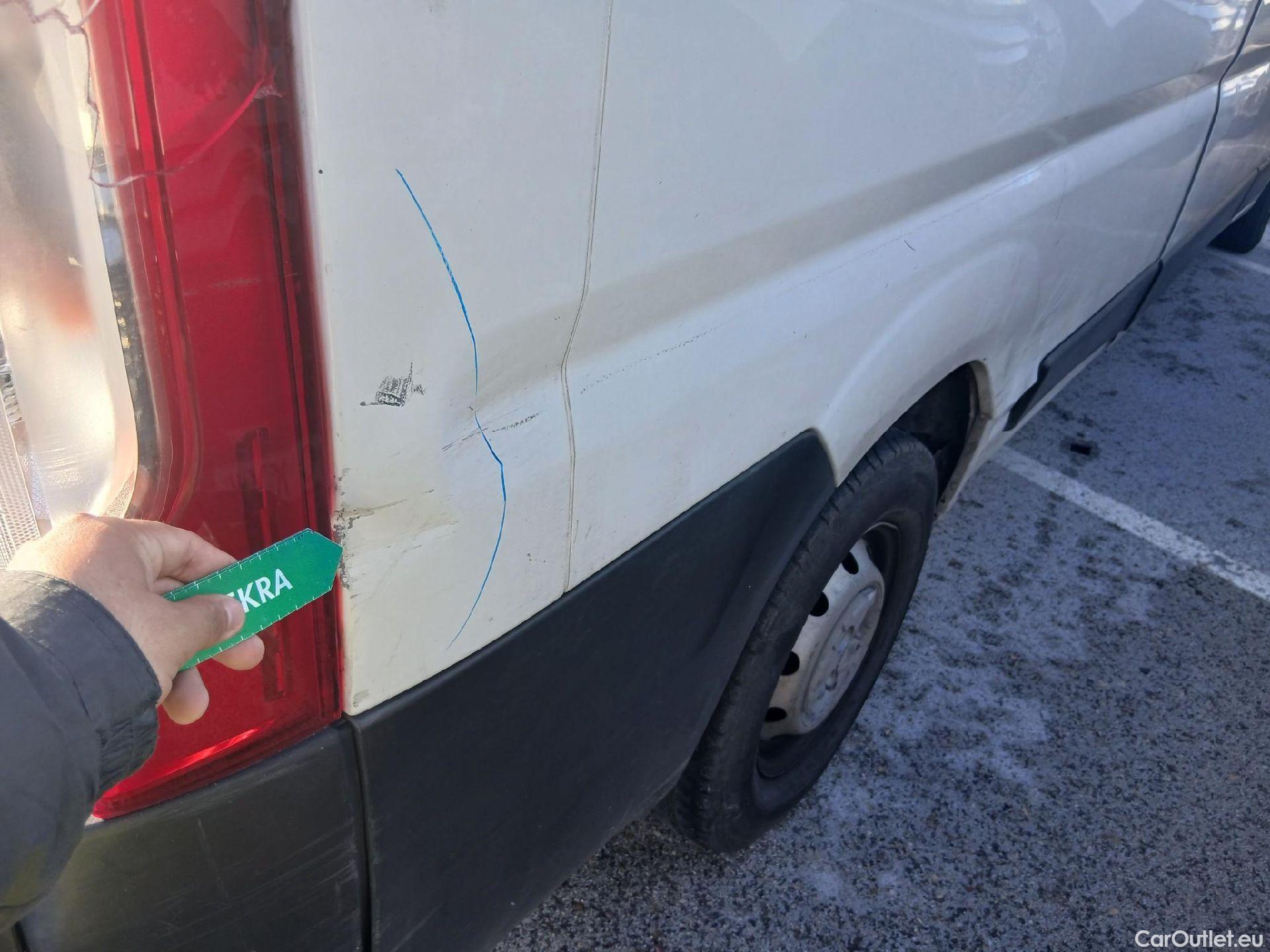  Citroen  Jumper CITROEN  / 2014 / 4P / furgón BlueHDi 103KW (140CV) Furgón 35L3H2 #51