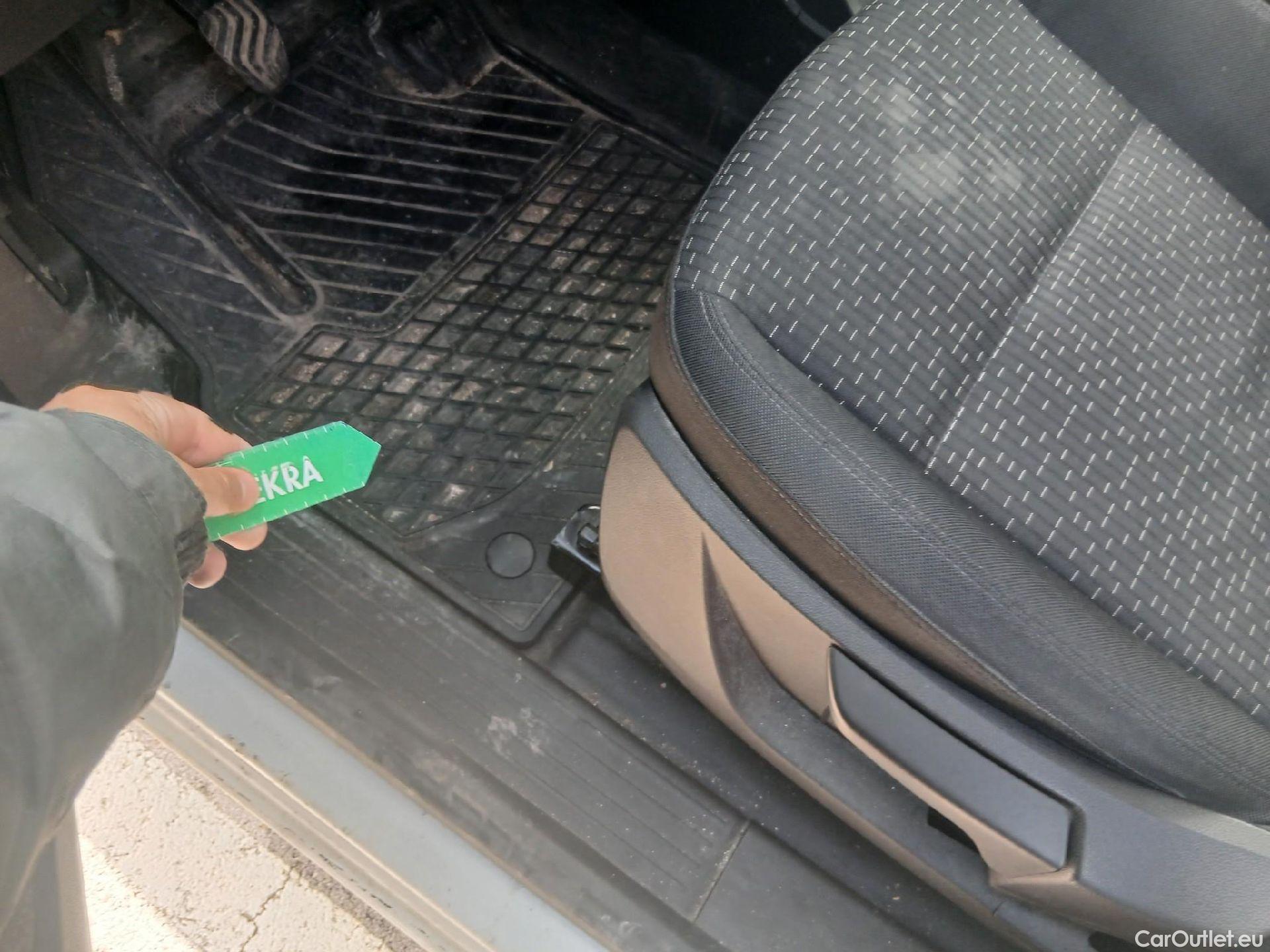  Mercedes  Citan MERCEDES-BENZ  / 2021 / 4P / furgón derivado de turismo 110 CDI 70kW Furgón Base Largo #8