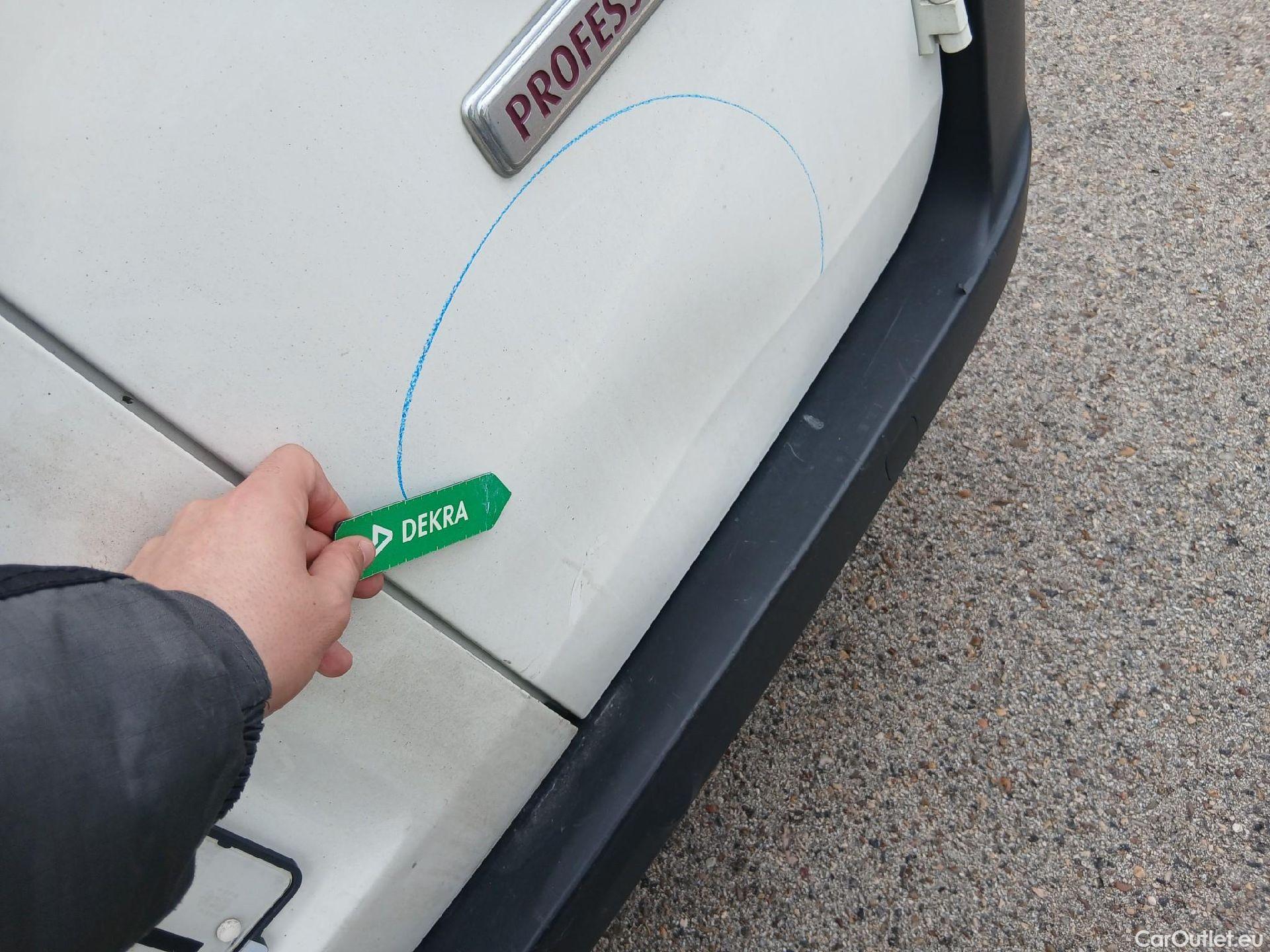  Fiat  Fiorino FIAT  / 2016 / 3P / furgón derivado de turismo Cargo Base 1.3 Mjet 59kW (80CV) E6 #16