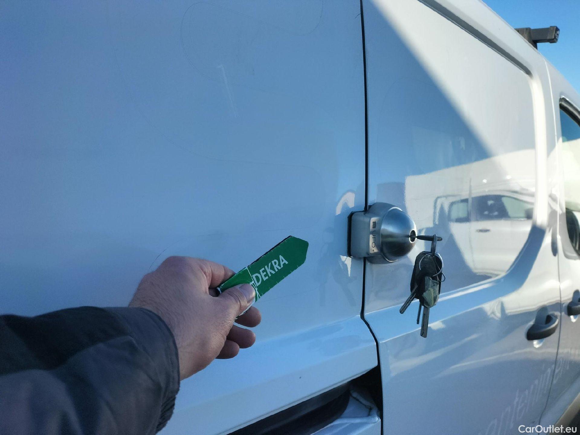  Citroen  Berlingo CITROEN  / 2018 / 3P / furgón derivado de turismo Talla M BlueHDi 100 CONTROL #34