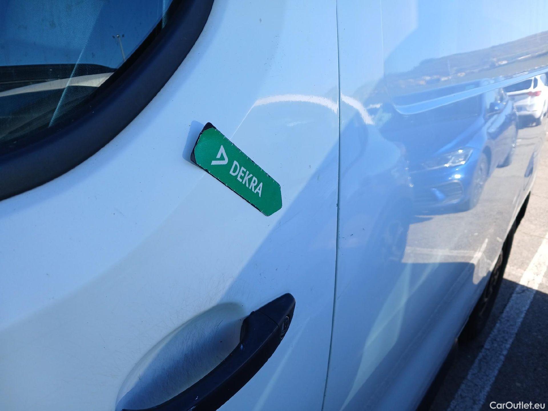  Peugeot  Expert PEUGEOT  / 2016 / 4P / furgón Furgón Pro 1.5 BlueHDi 120 Standard #12