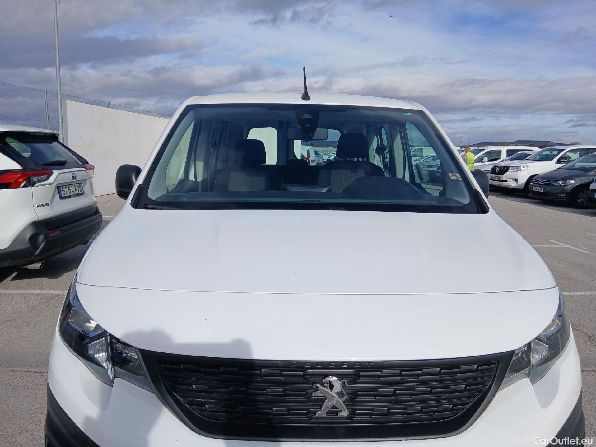  Peugeot  RIFTER PEUGEOT  / 2018 / 4P / combi Access Standard BlueHDi 73kW (AC) #4