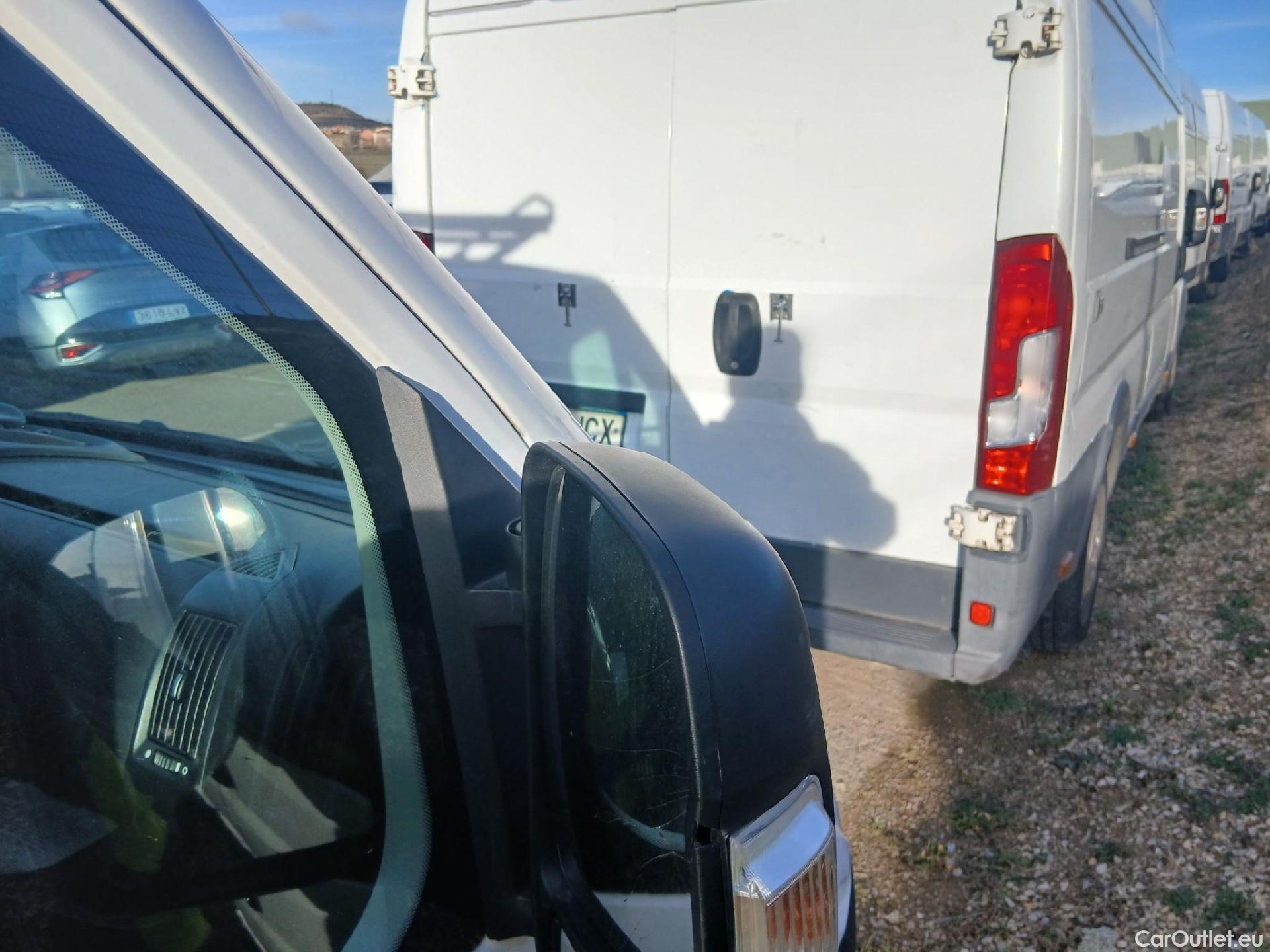  Peugeot  Boxer PEUGEOT  / 2014 / 4P / furgón 330 L1H1 BlueHDi 81KW (110CV) #27