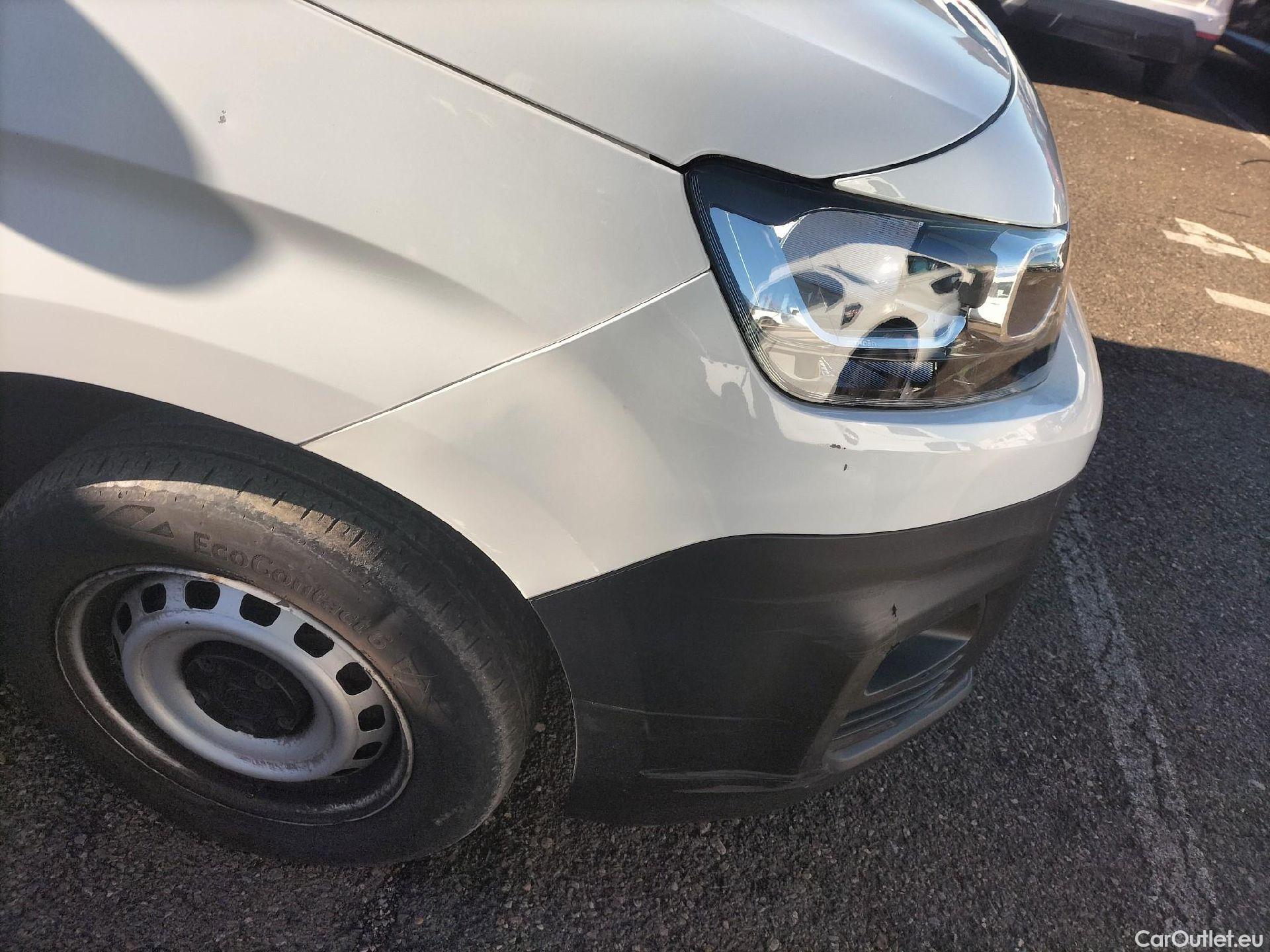  Citroen  Berlingo CITROEN  / 2018 / 3P / furgón derivado de turismo Talla M BlueHDi 100 CONTROL #3