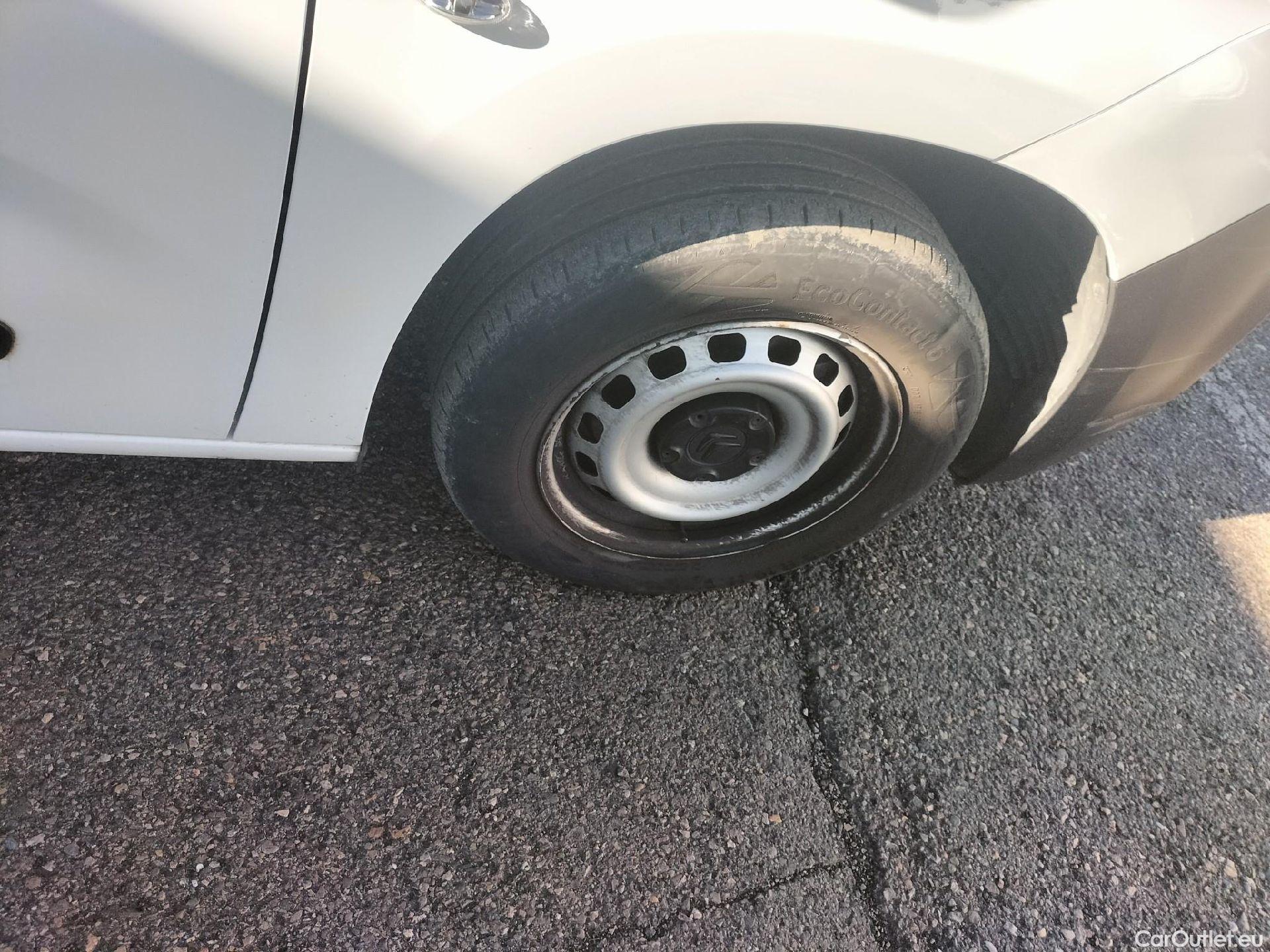  Citroen  Berlingo CITROEN  / 2018 / 3P / furgón derivado de turismo Talla M BlueHDi 100 CONTROL #53