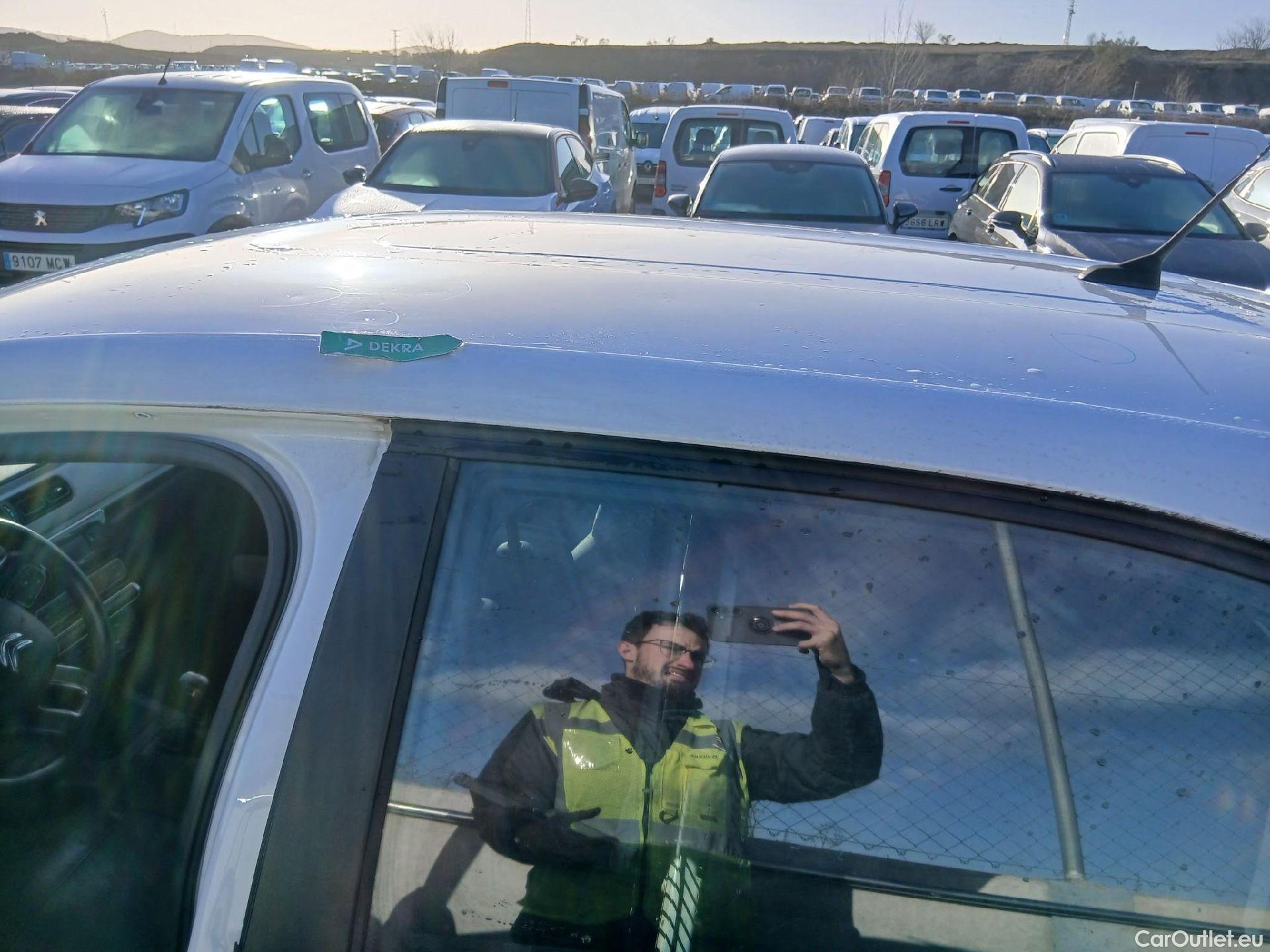  Citroen  C3 CITROEN  / 2016 / 5P / berlina comercial BlueHDi 73KW (100CV) S&S Comercial #22