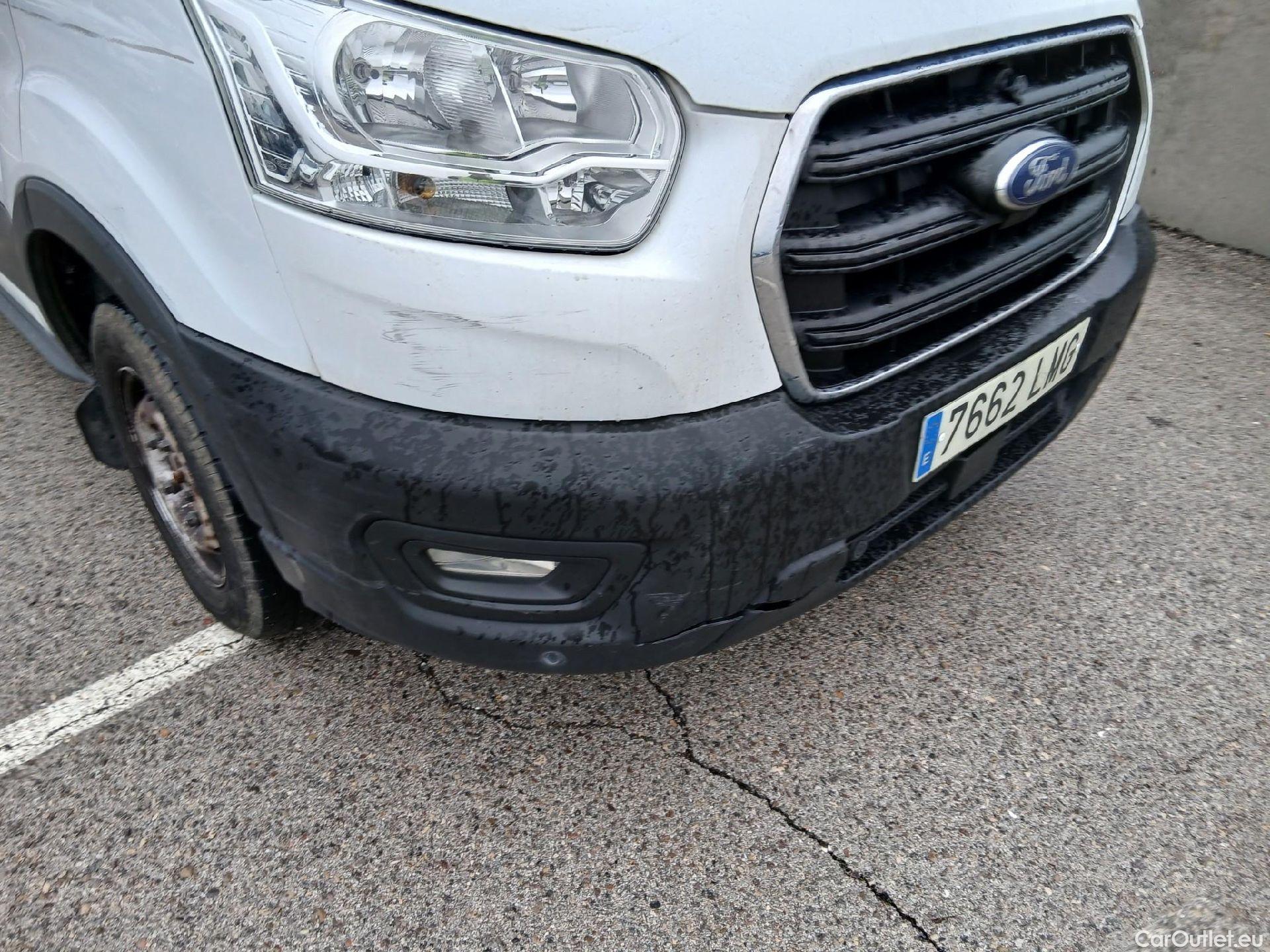  Ford  Transit FORD  / 2013 / 4P / furgón 310 96kW L2H2 Van Trend FWD MHEV #4