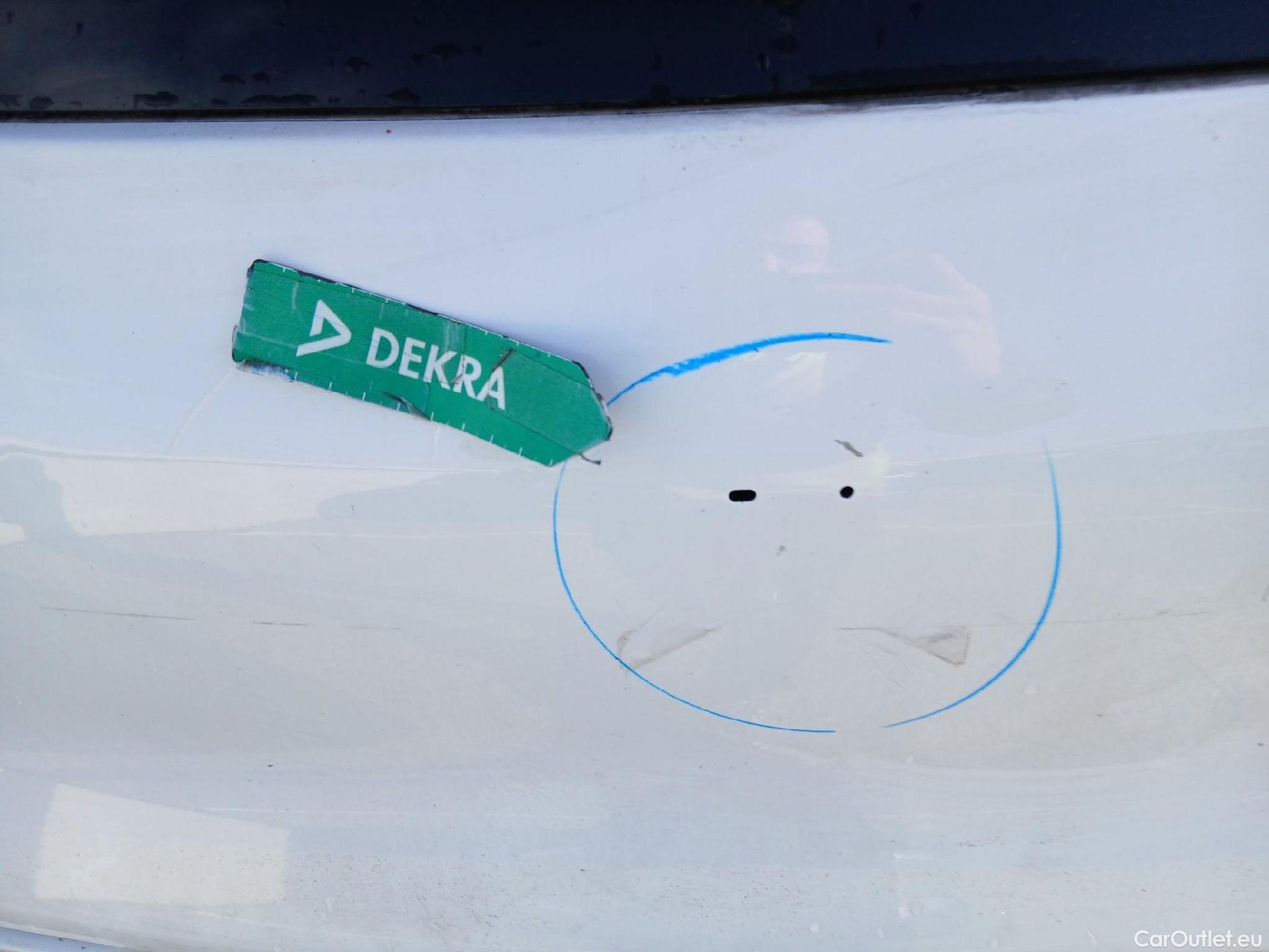  Citroen  C3 CITROEN  / 2016 / 5P / berlina comercial BlueHDi 73KW (100CV) S&S Comercial #36