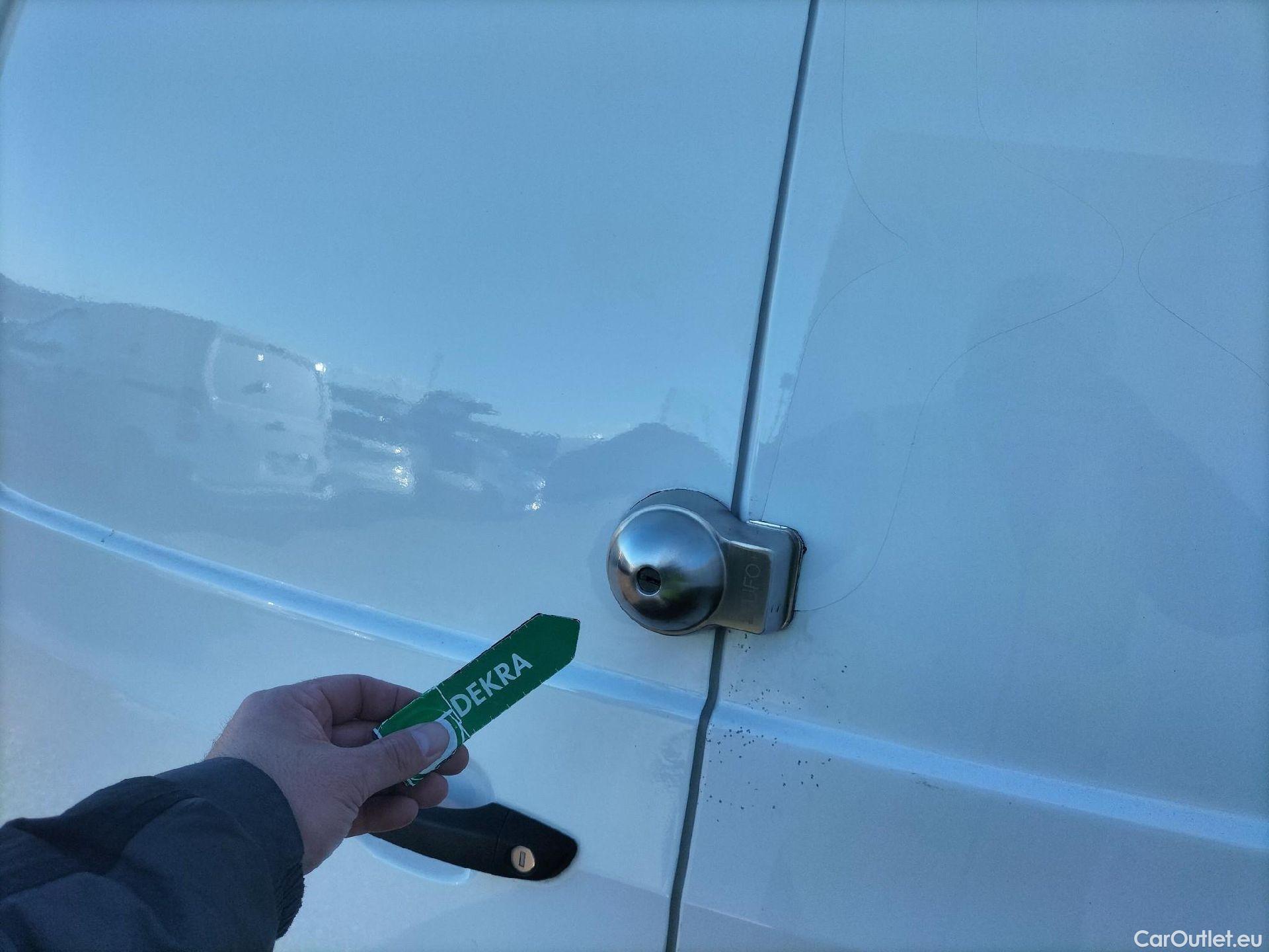  Citroen  Berlingo CITROEN  / 2018 / 3P / furgón derivado de turismo Talla M BlueHDi 100 CONTROL #29