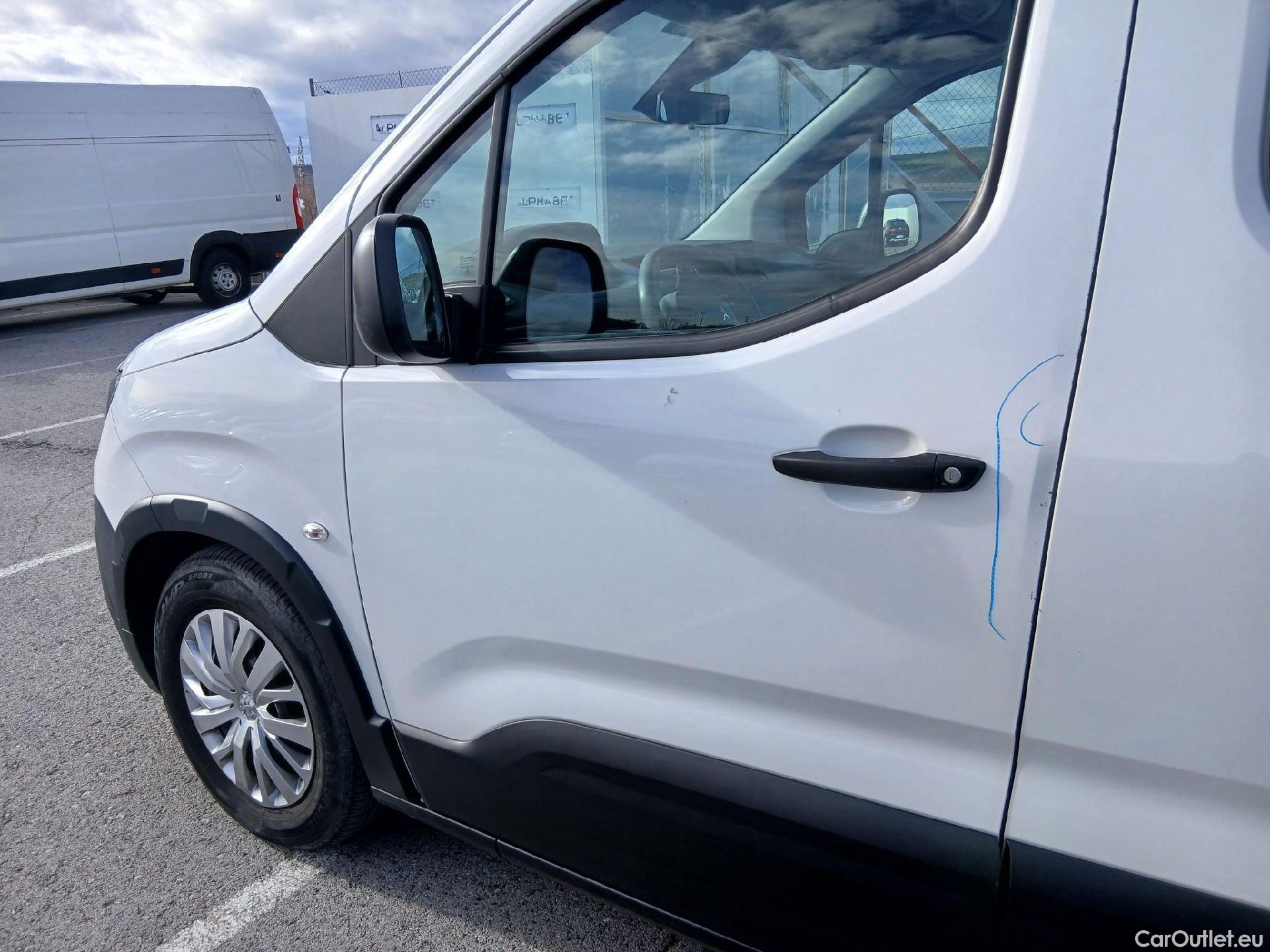  Peugeot  RIFTER PEUGEOT  / 2018 / 4P / combi Access Standard BlueHDi 73kW (AC) #11