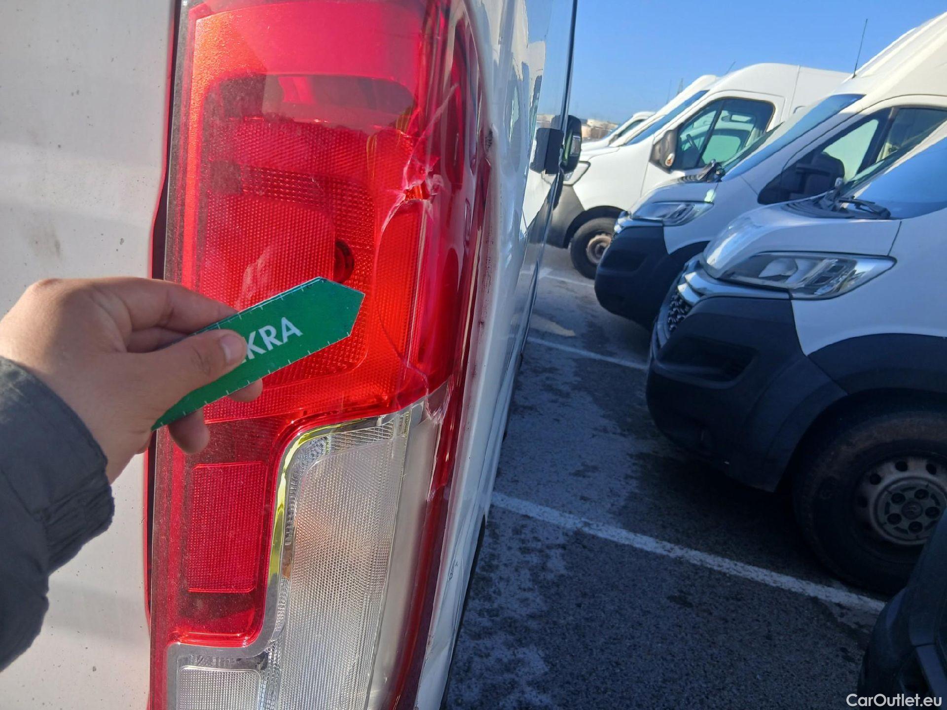  Citroen  Jumper CITROEN  / 2014 / 4P / furgón BlueHDi 103KW (140CV) Furgón 35L3H2 #46