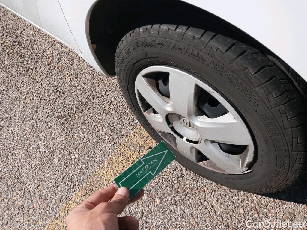  Nissan  NV200 NISSAN NV250 / 2019 / 4P / furgón 2pl 1.5dCi 59 kW (80 CV) L1H1 ÓPTIMA #36