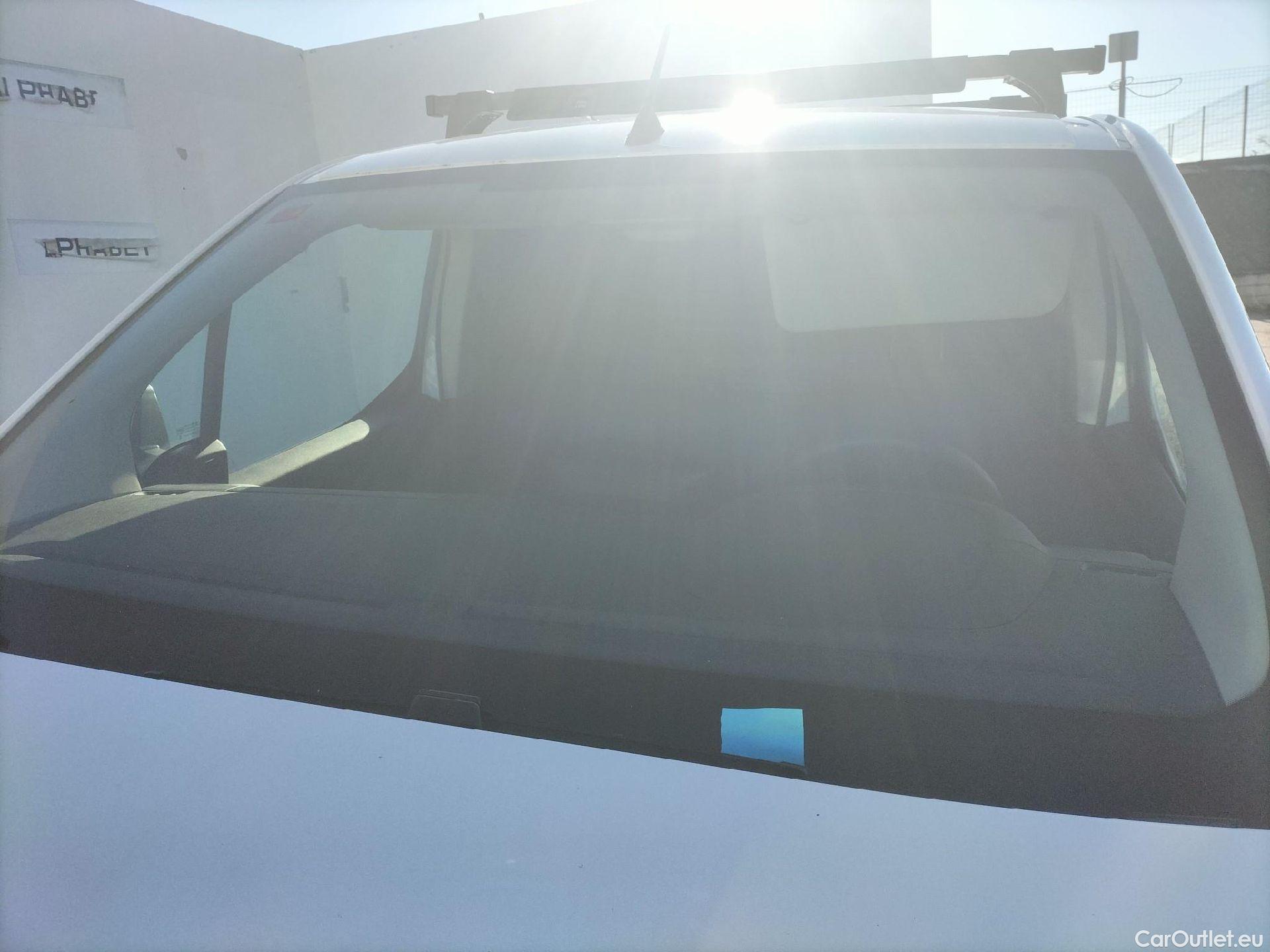  Citroen  Berlingo CITROEN  / 2018 / 3P / furgón derivado de turismo Talla M BlueHDi 100 CONTROL #9