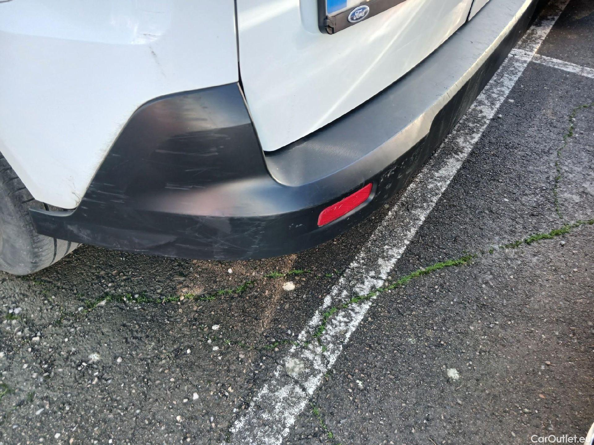  Ford  Transit Connect FORD  / 2013 / 5P / combi Kombi 1.5 TDCi 74kW Trend 230 L2 #27