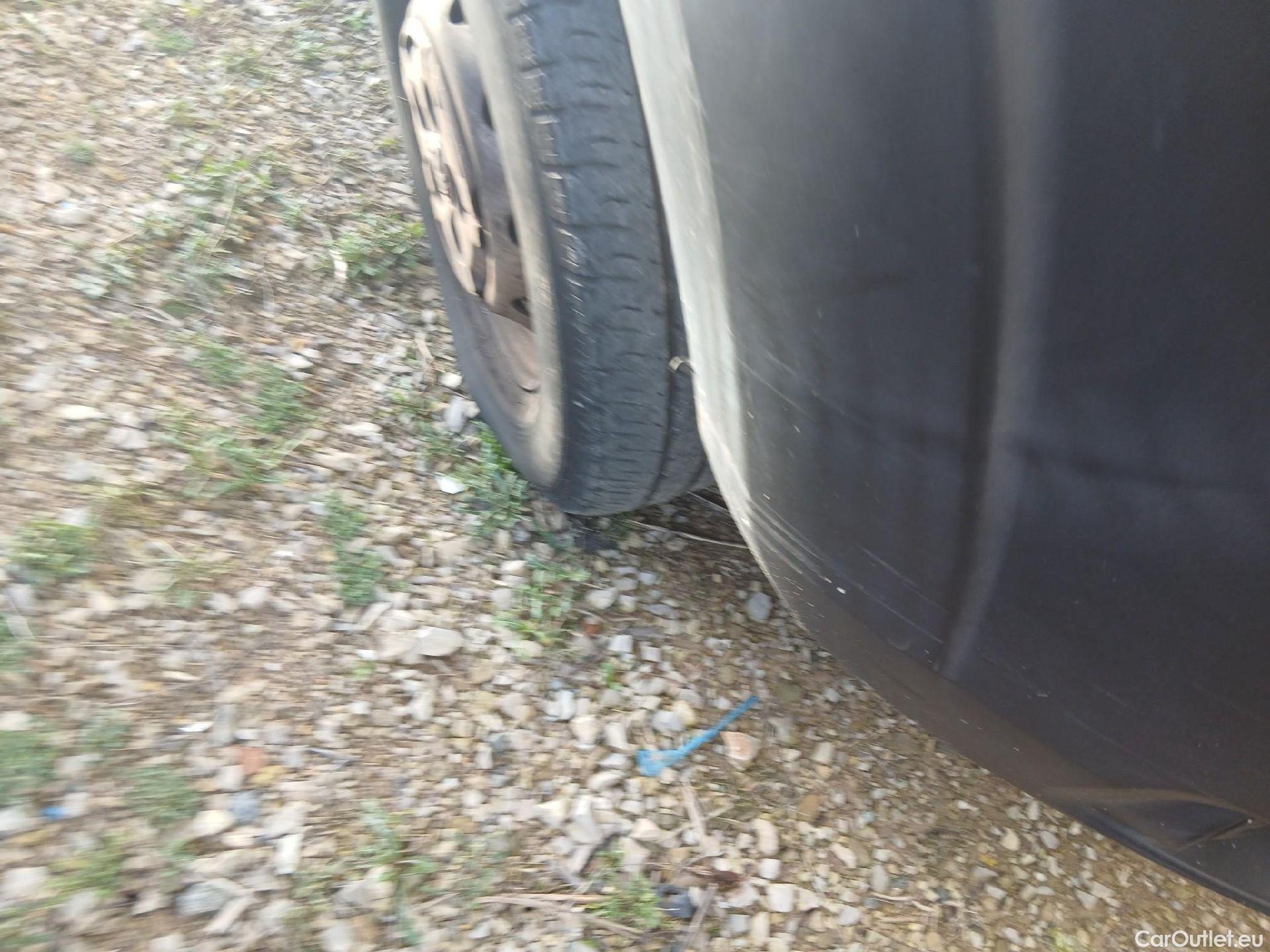  Peugeot  Boxer PEUGEOT  / 2014 / 4P / furgón 330 L1H1 BlueHDi 81KW (110CV) #2