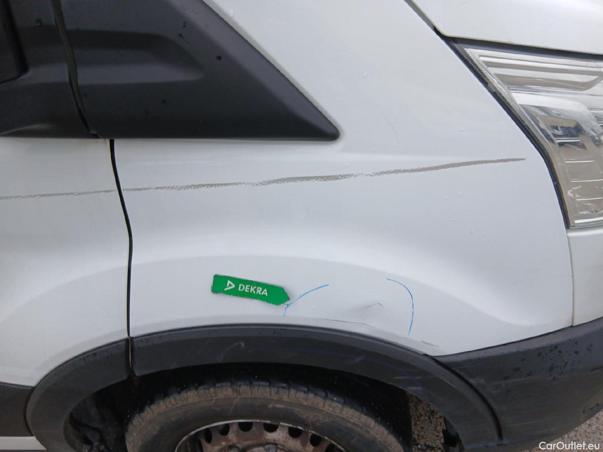  Ford  Transit FORD  / 2013 / 4P / furgón 310 96kW L2H2 Van Trend FWD MHEV #46