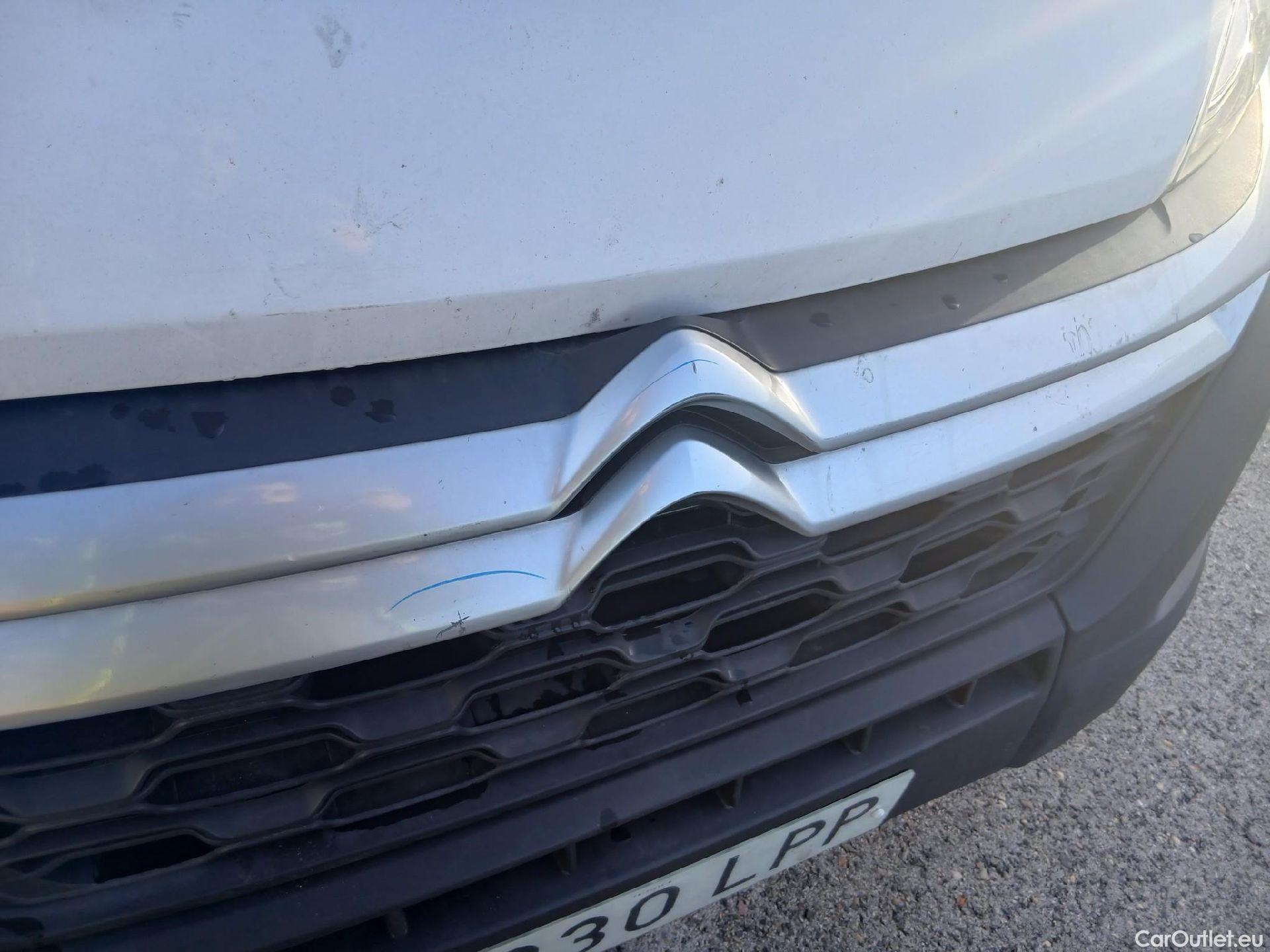  Citroen  Jumper CITROEN  / 2014 / 4P / furgón BlueHDi 103KW (140CV) Furgón 35L3H2 #19