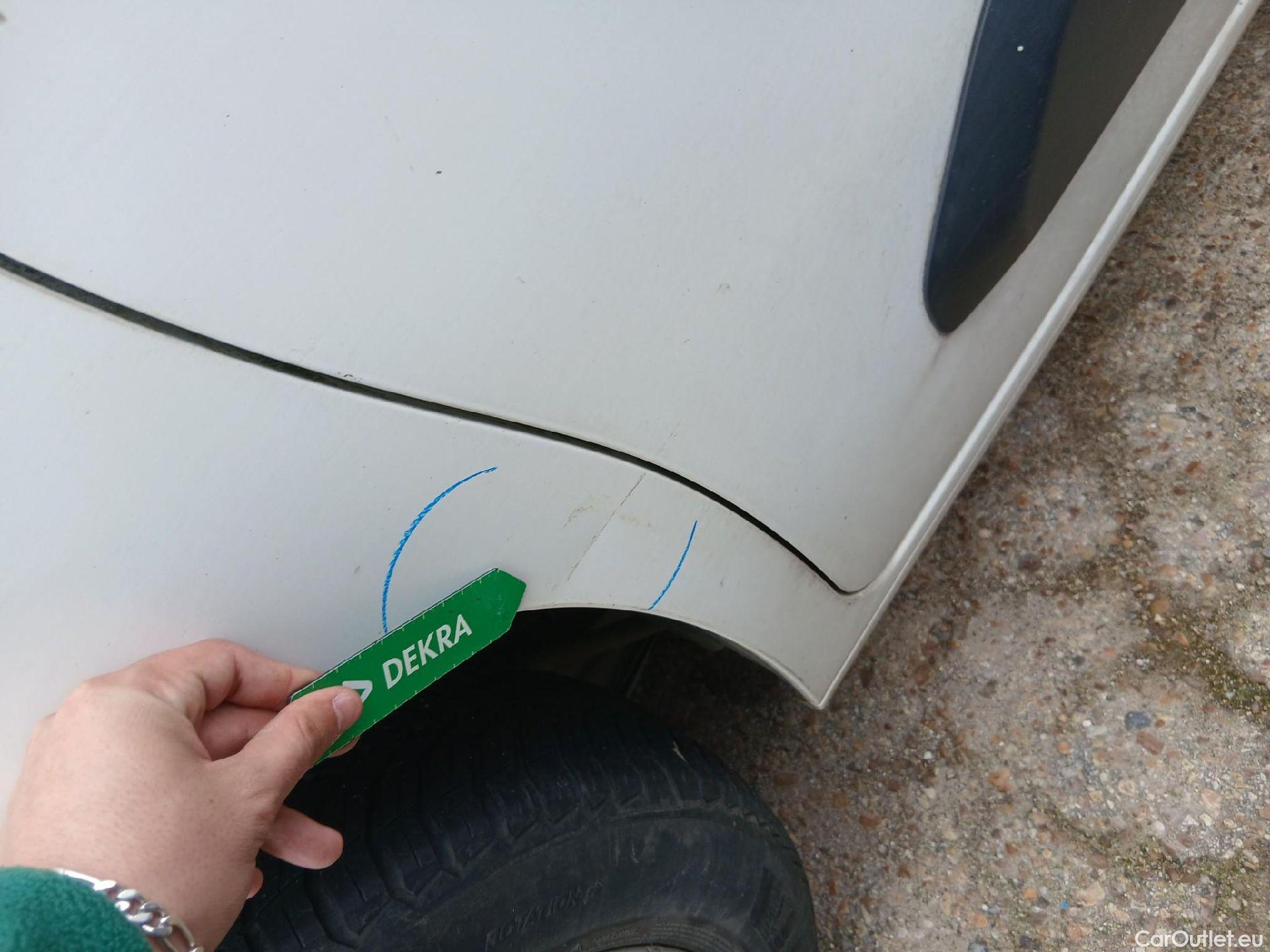  Opel  Combo OPEL  / 2018 / 3P / furgón derivado de turismo 1.5 TD 56kW (75CV) Express L H1 650kg #14