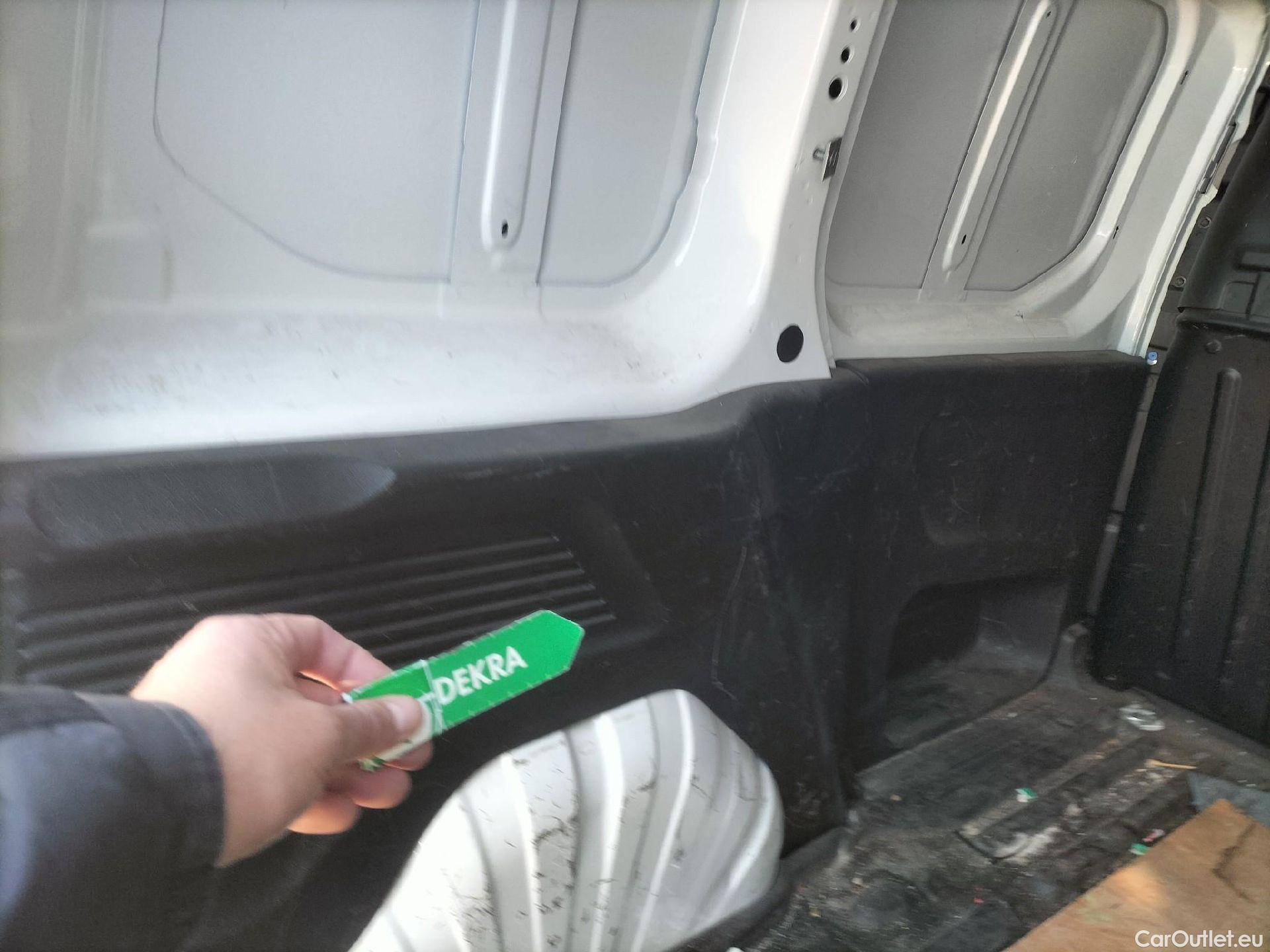  Citroen  Berlingo CITROEN  / 2018 / 3P / furgón derivado de turismo Talla M BlueHDi 100 CONTROL #61