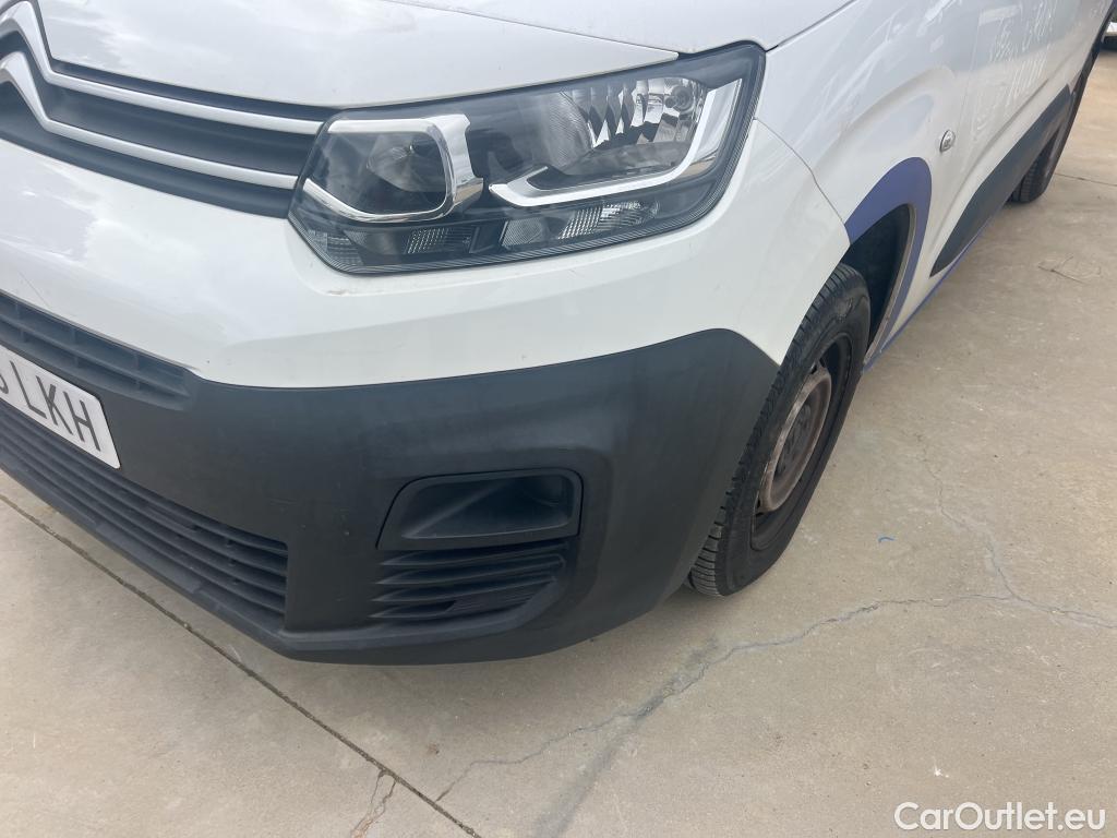  Citroen  Berlingo CITROEN  / 2018 / 3P / furgón derivado de turismo Talla M BlueHDi 100 CONTROL #15