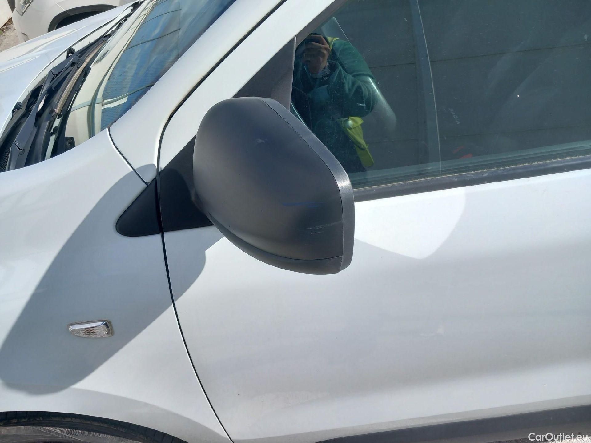  Renault  EXPRESS RENAULT  / 2021 / 4P / furgón derivado de turismo Confort 1.5 Blue dCi 70 kW (95 cv) #19