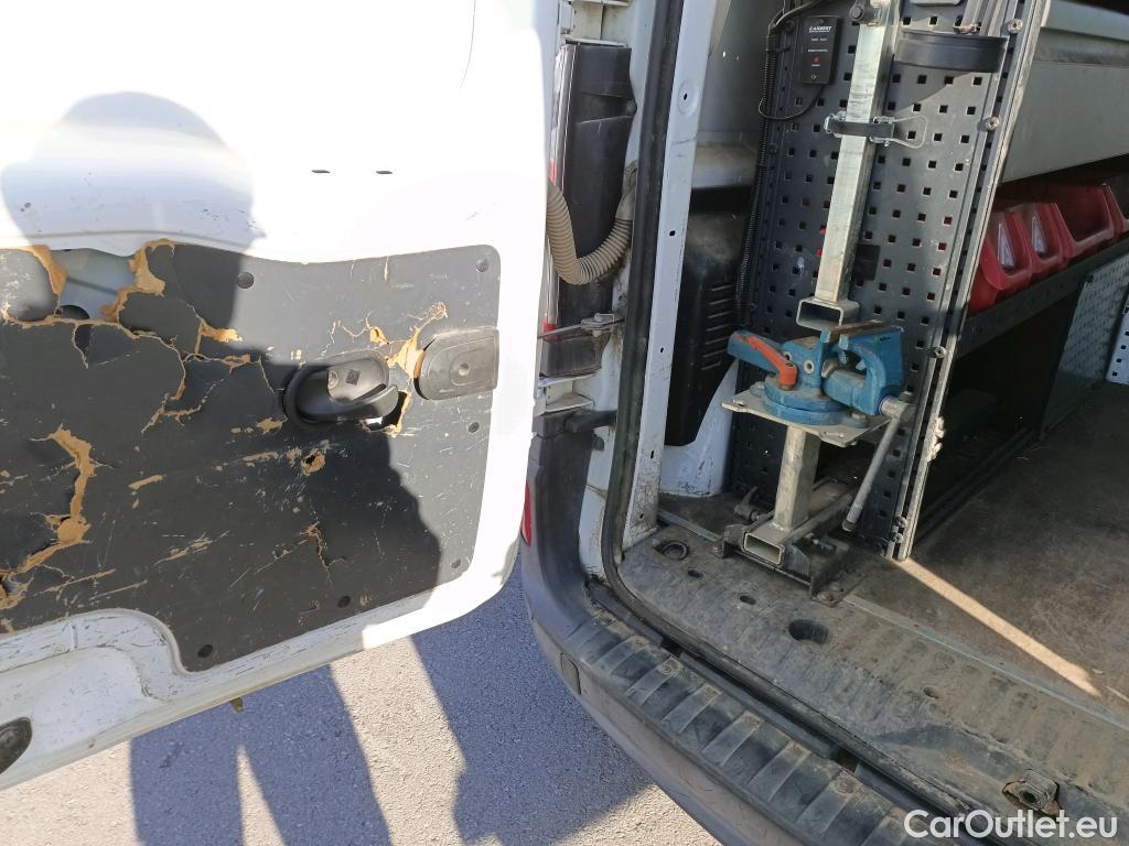  Renault  Kangoo RENAULT  Z.E./2013/3P/furgón derivado de turismo Z.E. Flexi #19