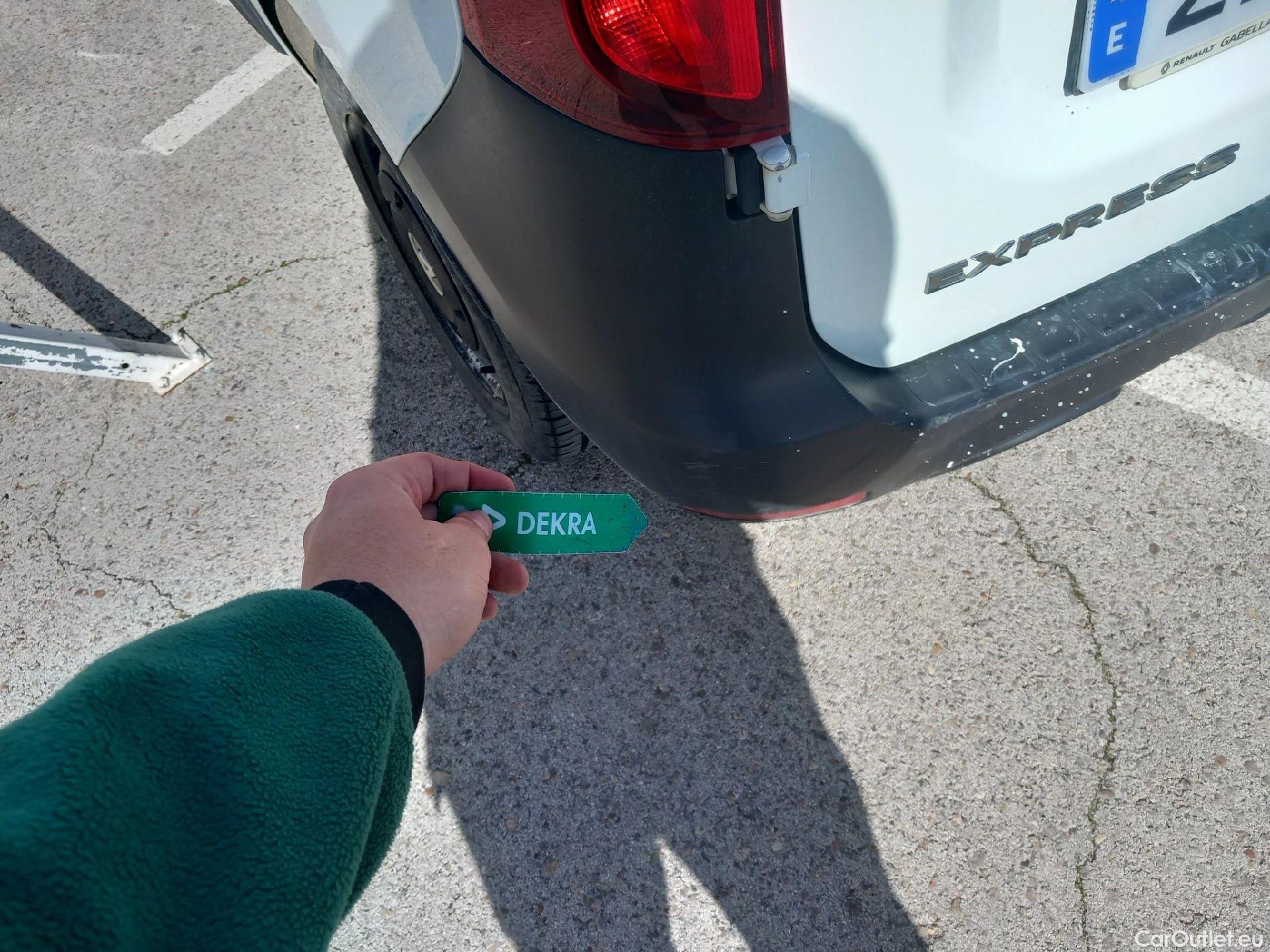  Renault  EXPRESS RENAULT  / 2021 / 4P / furgón derivado de turismo Confort 1.5 Blue dCi 70 kW (95 cv) #25