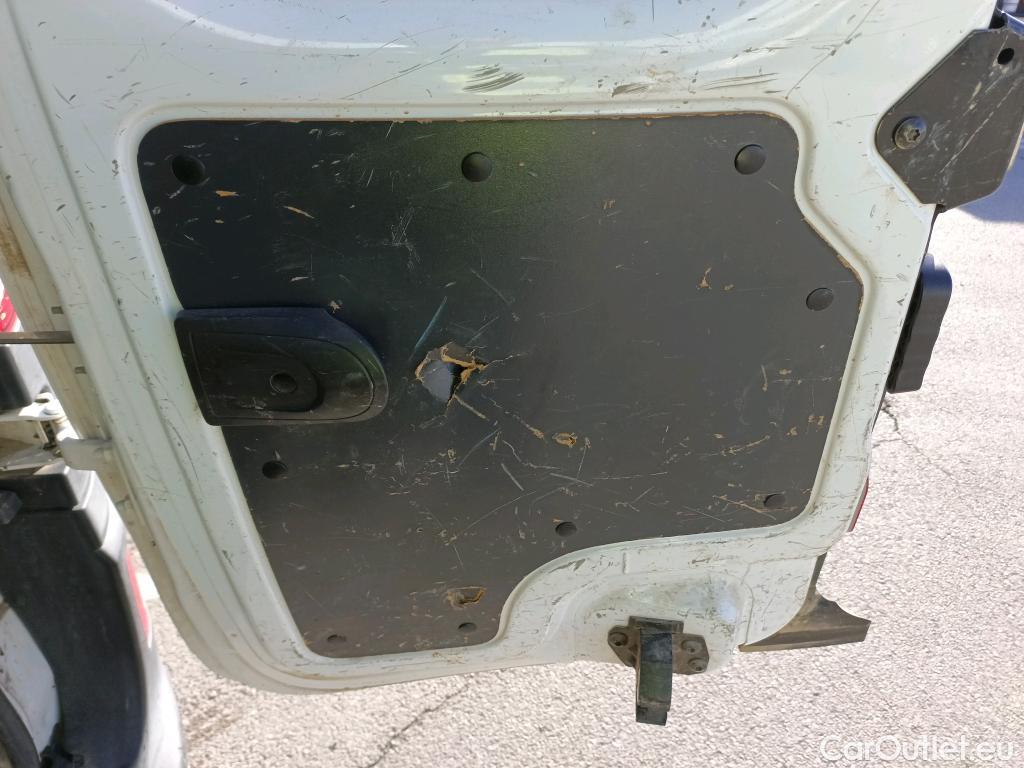  Renault  Kangoo RENAULT  Z.E./2013/3P/furgón derivado de turismo Z.E. Flexi #32