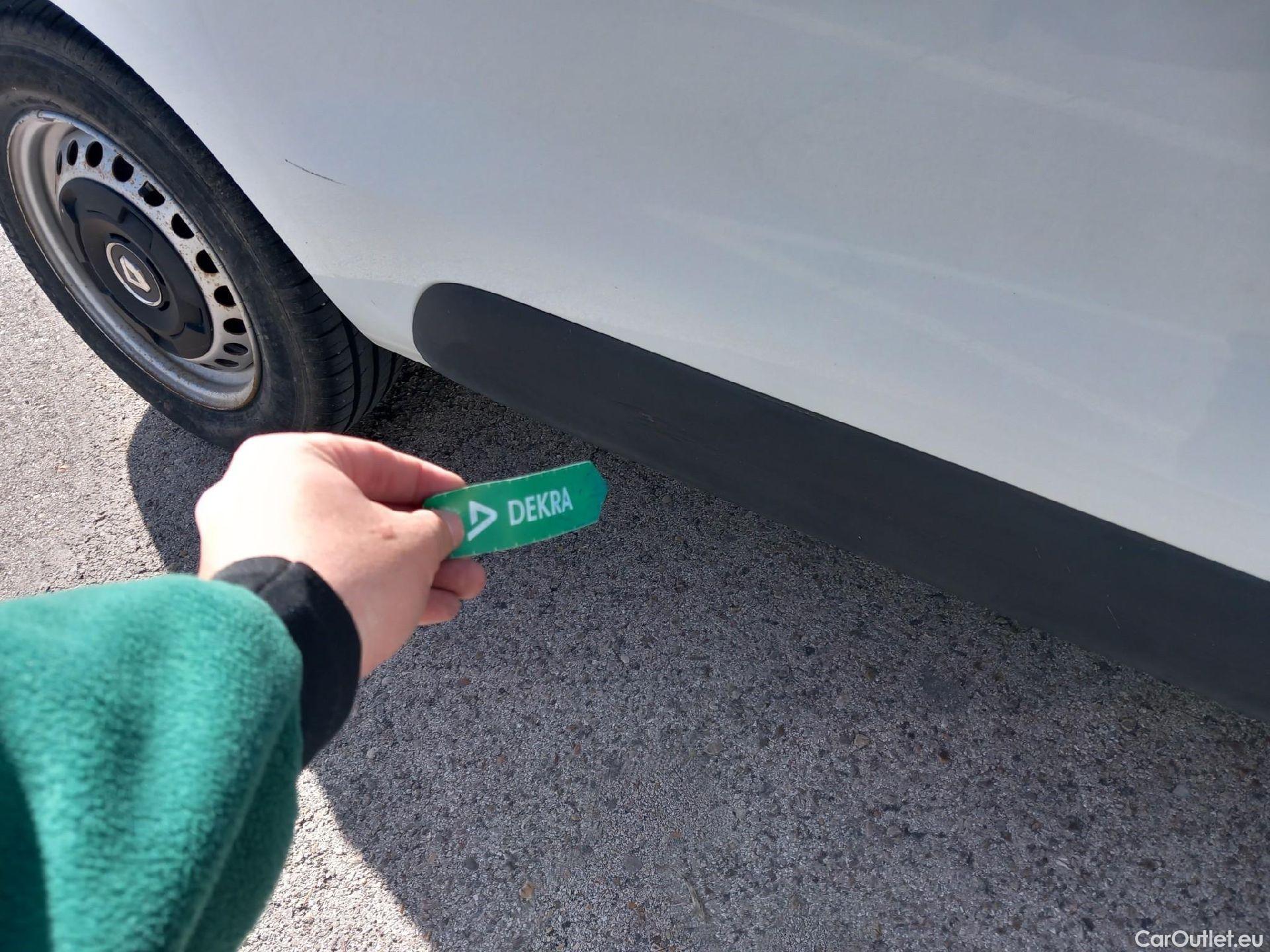  Renault  EXPRESS RENAULT  / 2021 / 4P / furgón derivado de turismo Confort 1.5 Blue dCi 70 kW (95 cv) #40