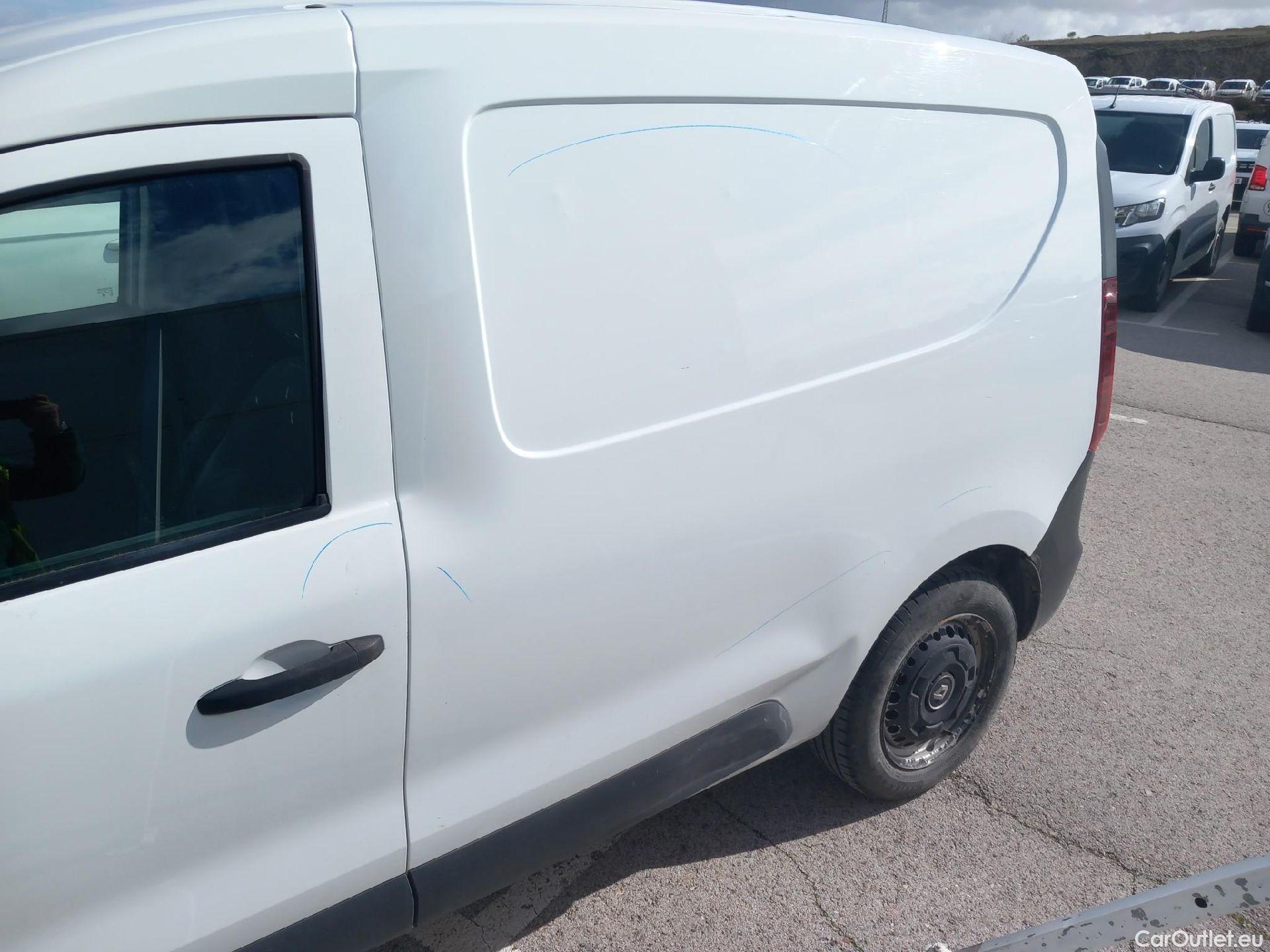  Renault  EXPRESS RENAULT  / 2021 / 4P / furgón derivado de turismo Confort 1.5 Blue dCi 70 kW (95 cv) #22