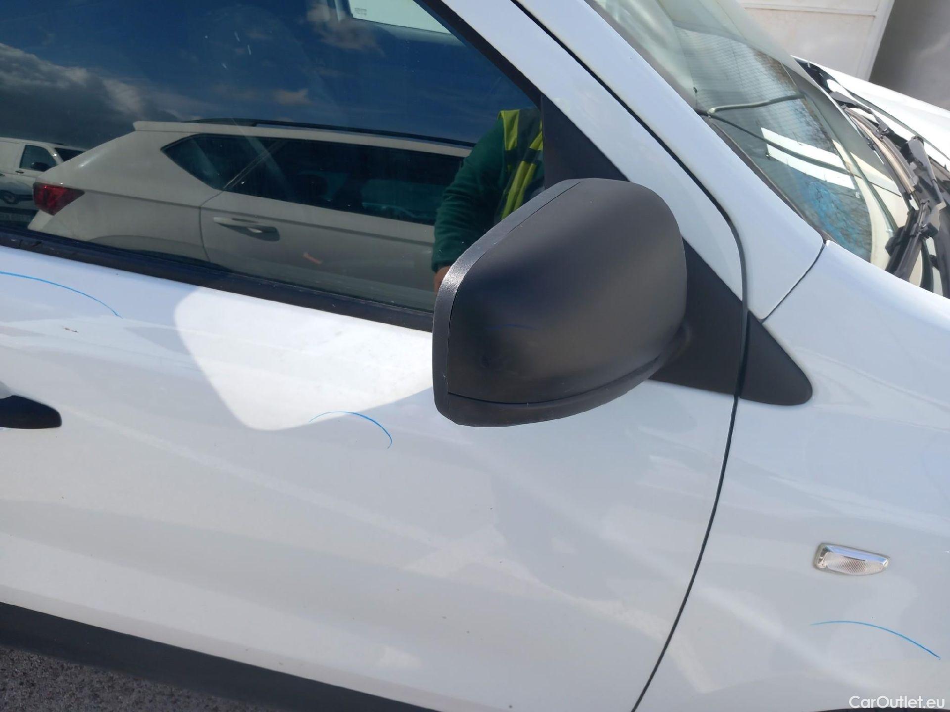  Renault  EXPRESS RENAULT  / 2021 / 4P / furgón derivado de turismo Confort 1.5 Blue dCi 70 kW (95 cv) #37