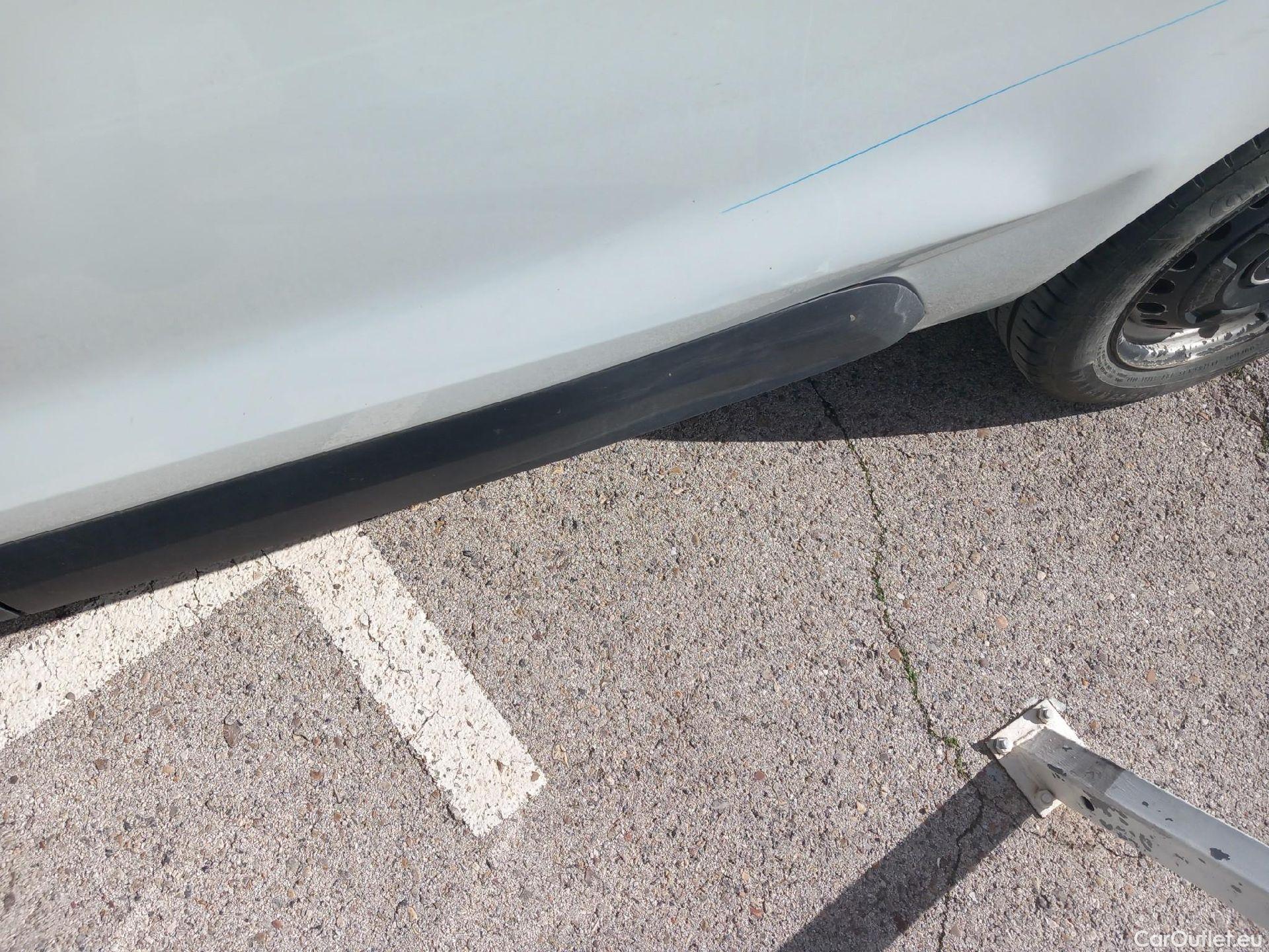  Renault  EXPRESS RENAULT  / 2021 / 4P / furgón derivado de turismo Confort 1.5 Blue dCi 70 kW (95 cv) #23