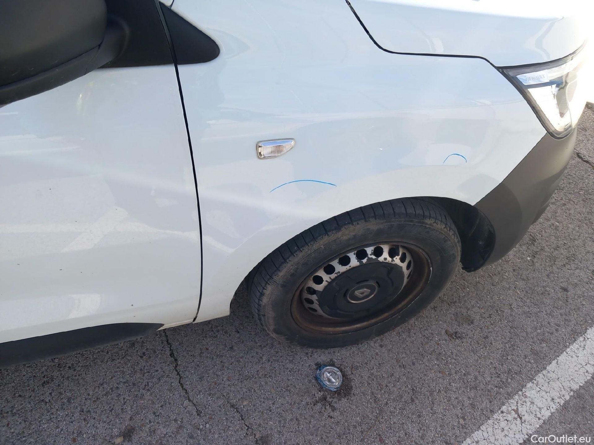  Renault  EXPRESS RENAULT  / 2021 / 4P / furgón derivado de turismo Confort 1.5 Blue dCi 70 kW (95 cv) #39