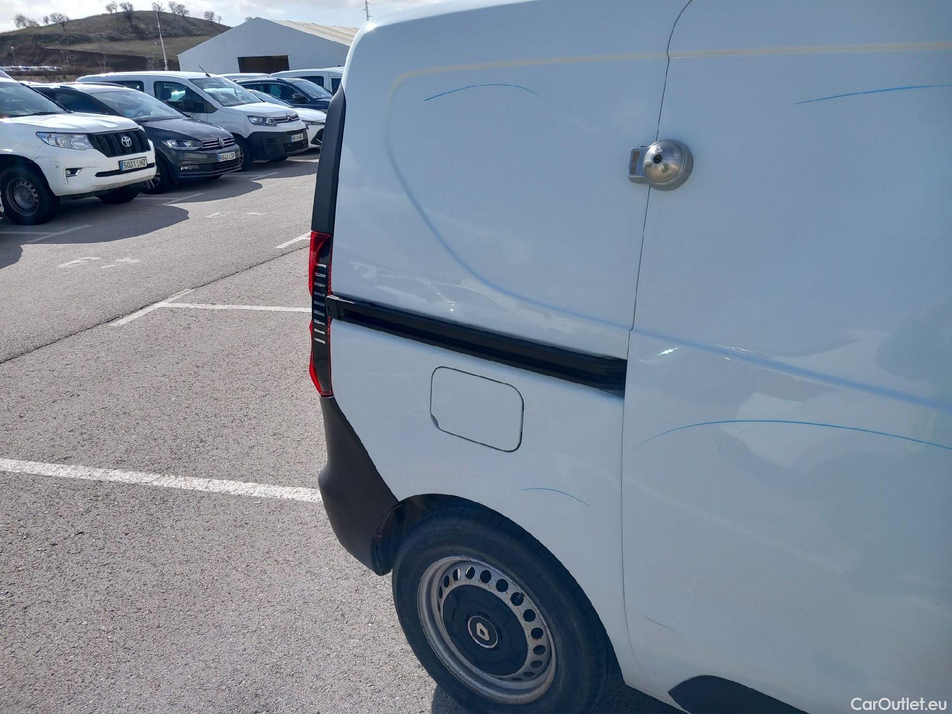  Renault  EXPRESS RENAULT  / 2021 / 4P / furgón derivado de turismo Confort 1.5 Blue dCi 70 kW (95 cv) #31