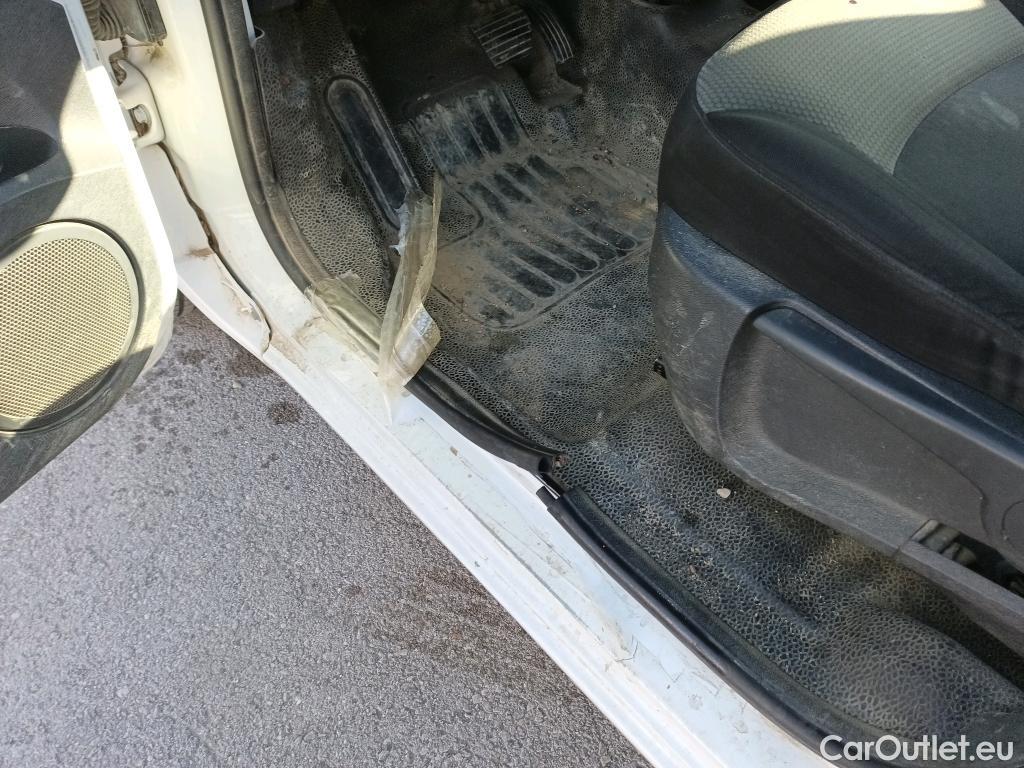  Renault  Kangoo RENAULT  Z.E./2013/3P/furgón derivado de turismo Z.E. Flexi #13