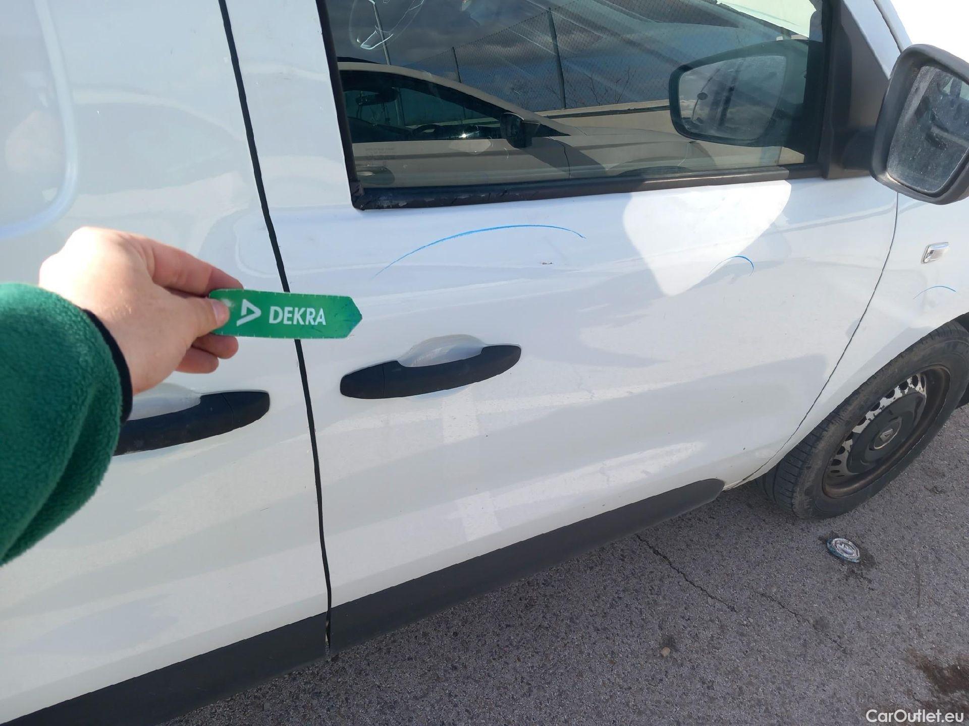  Renault  EXPRESS RENAULT  / 2021 / 4P / furgón derivado de turismo Confort 1.5 Blue dCi 70 kW (95 cv) #35