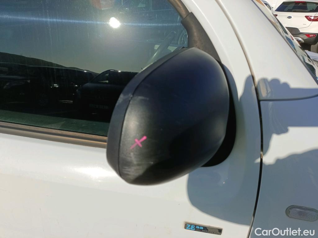  Renault  Kangoo RENAULT  Z.E./2013/3P/furgón derivado de turismo Z.E. Flexi #48